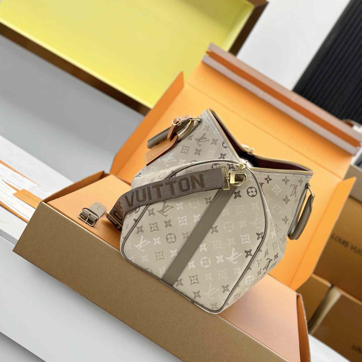 Louis Vuitton Keepall Bandoulière 50 M29159 - DesignerGu