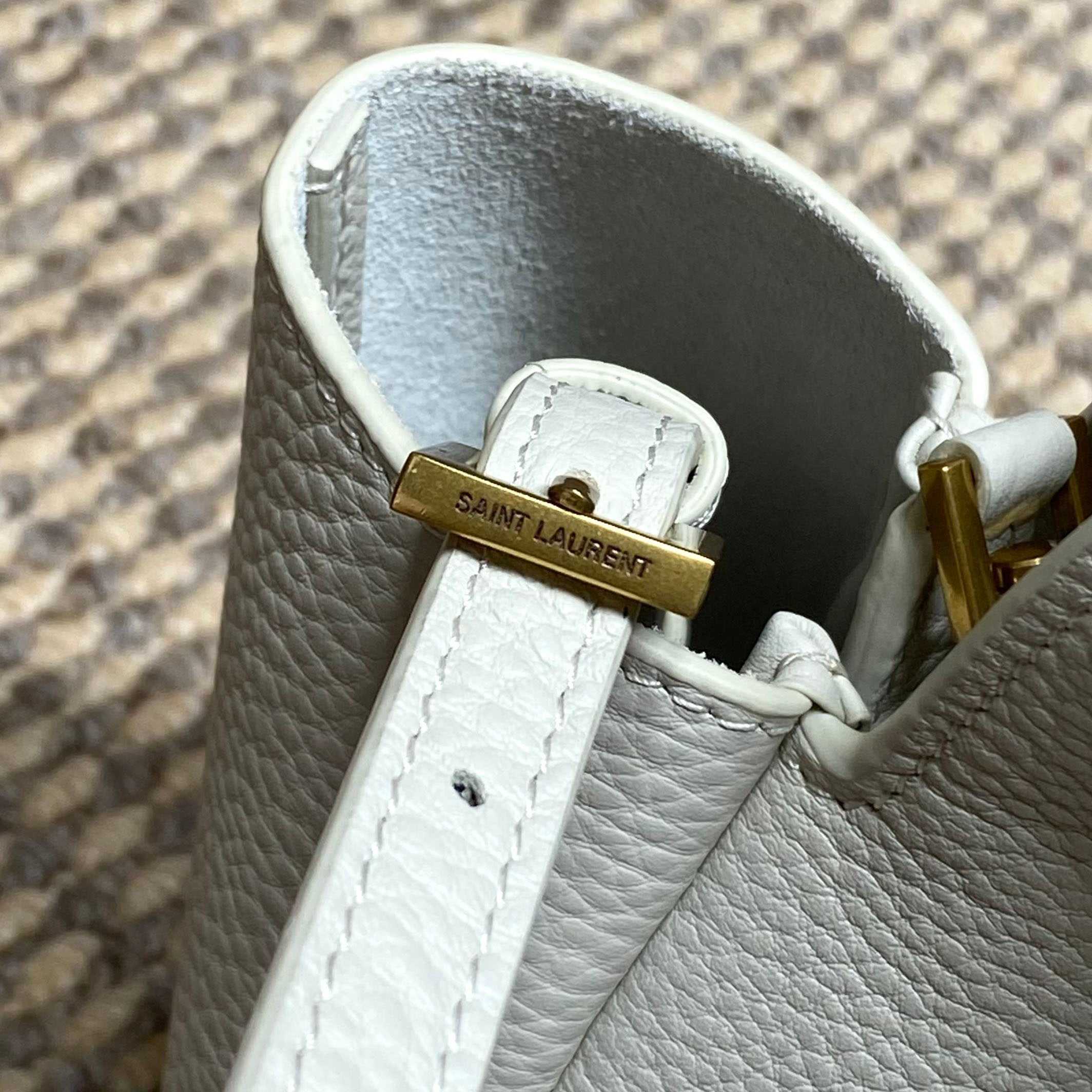 Saint Laurent LE 5 À 7 BABY BEA In Grained Leather - DesignerGu