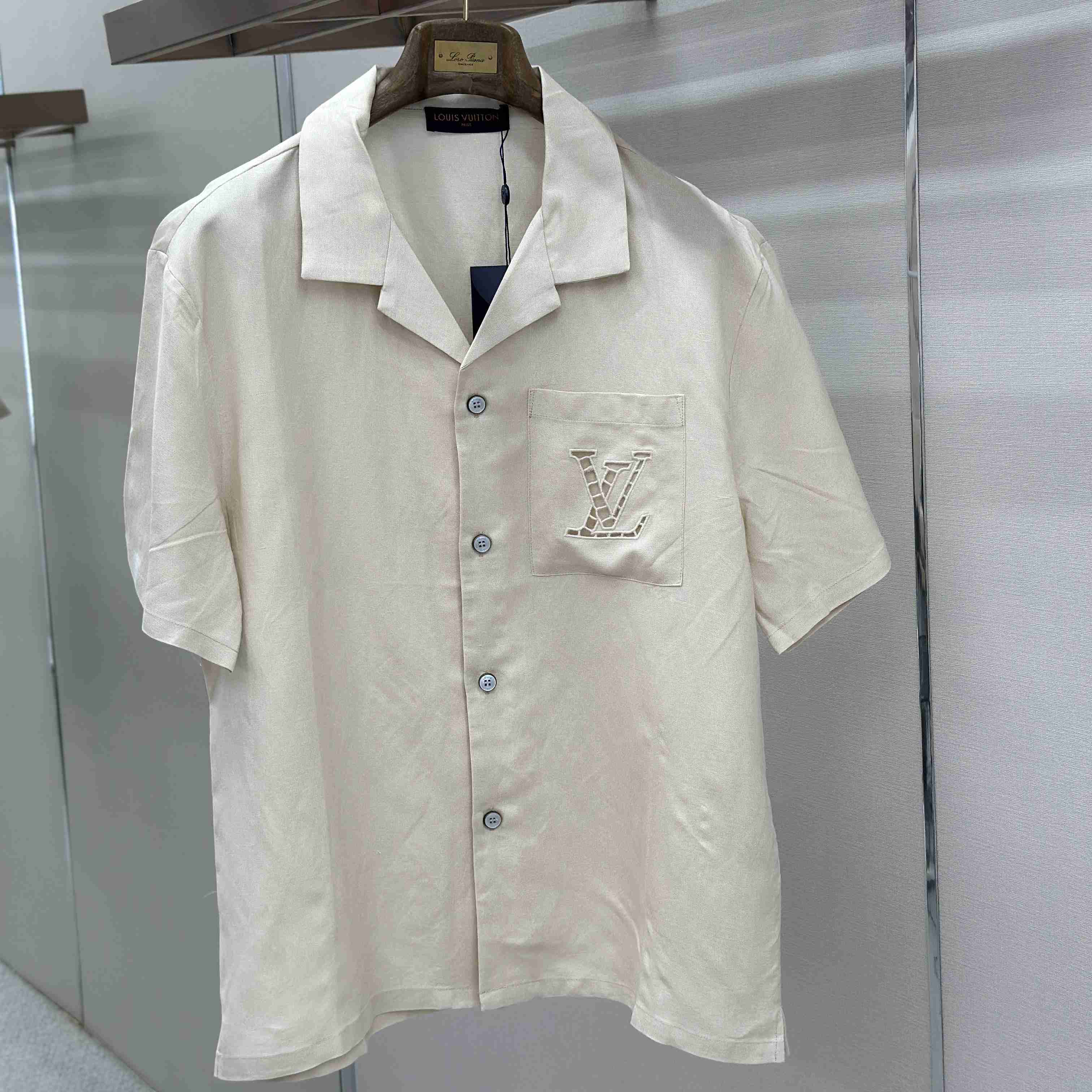 Louis Vuitton Embroidered Short-Sleeved Shirt - DesignerGu