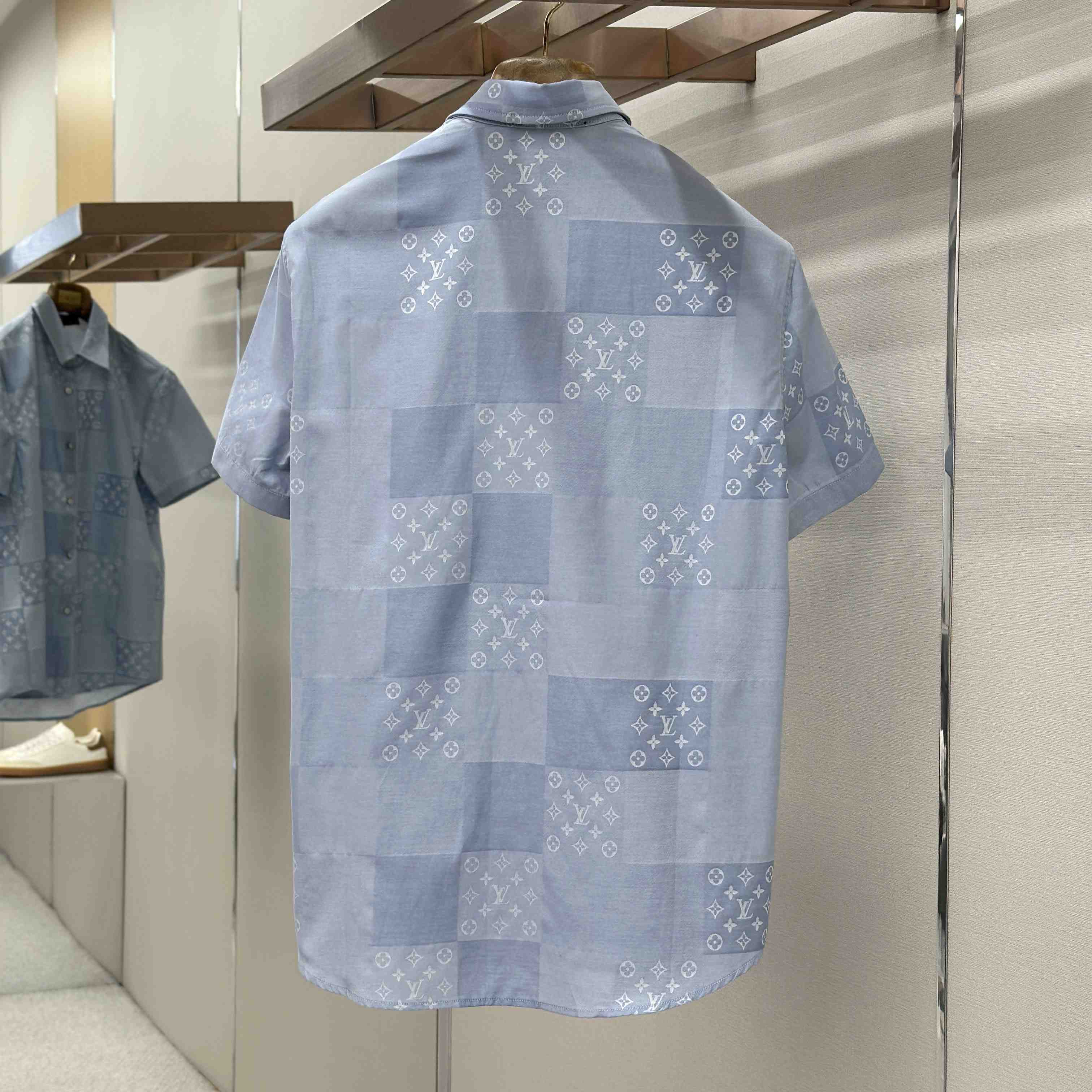 Louis Vuitton Patchwork Jacquard Short-Sleeved Shirt  1AK77O - DesignerGu