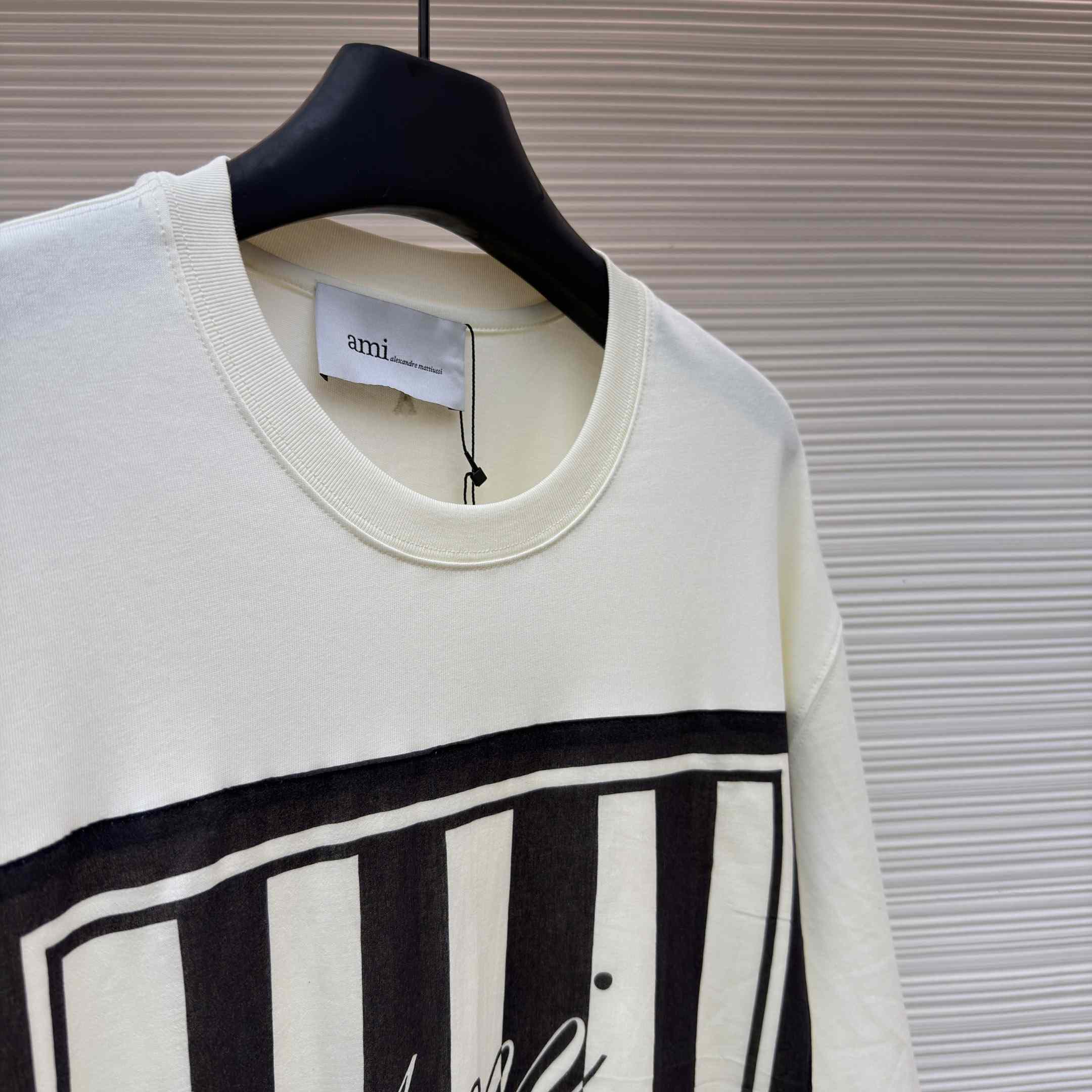 AMI Paris Logo-Print Striped-Patch T-shirt - DesignerGu