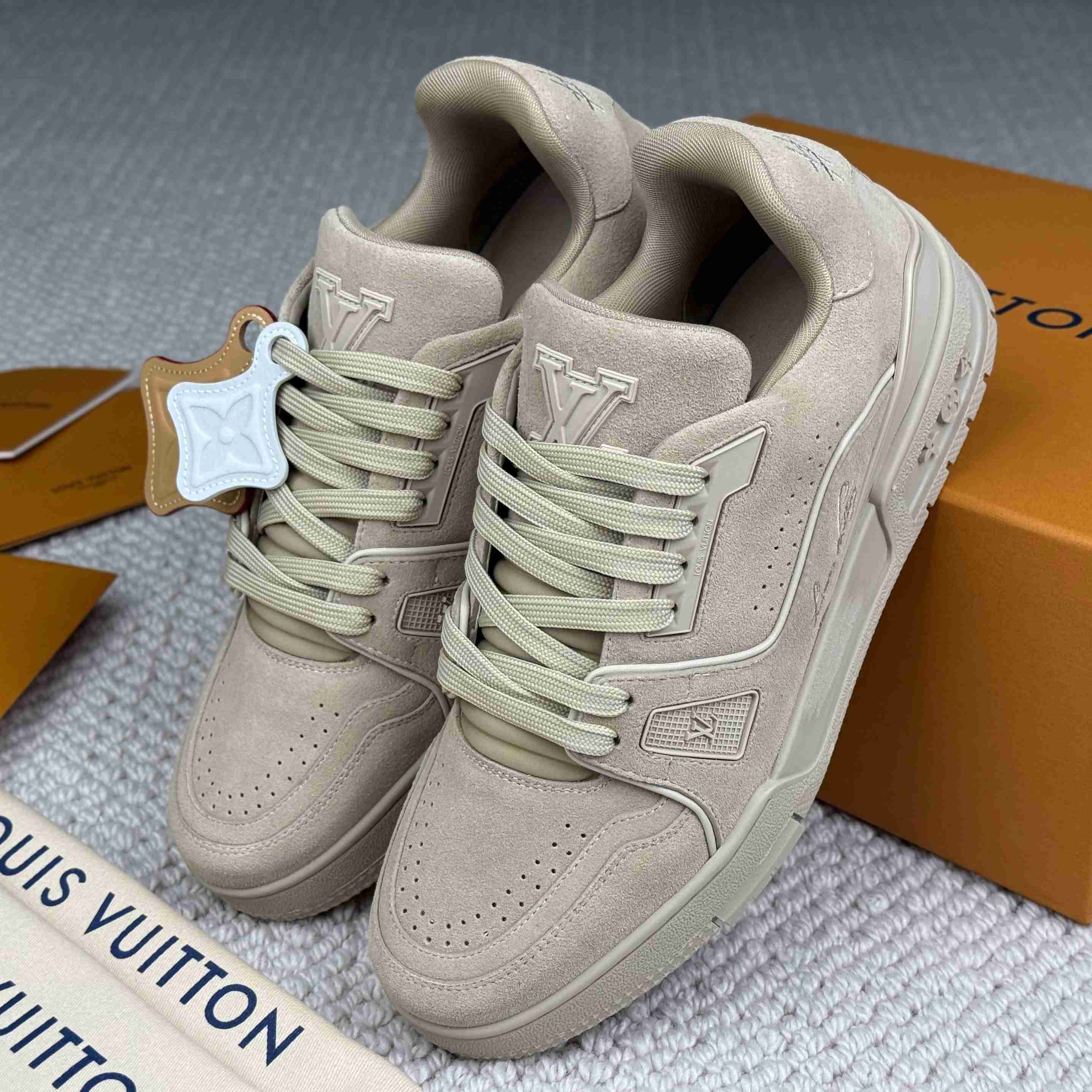 Louis Vuitton LV Trainer Distressed Sneaker 1AKBOA - DesignerGu