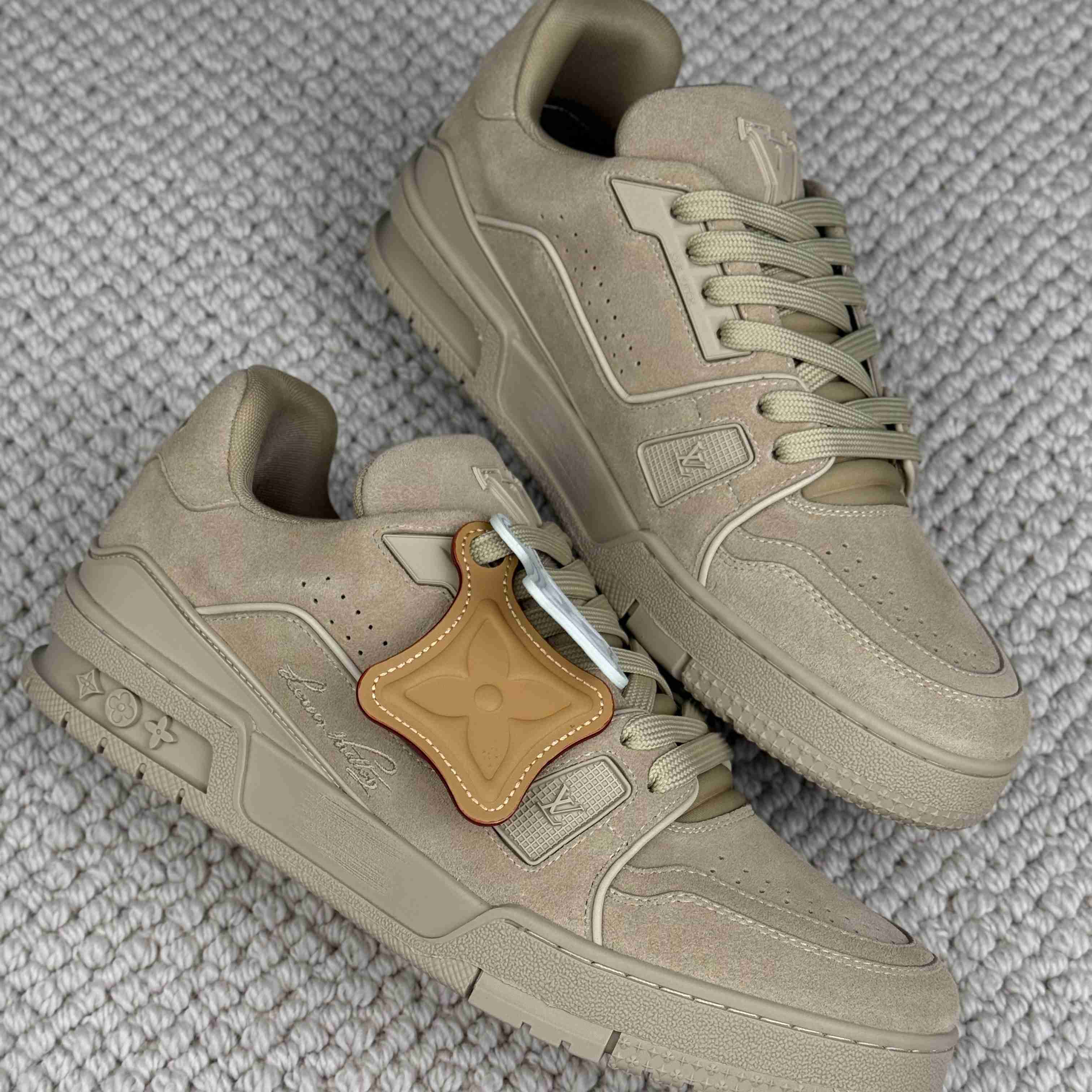 Louis Vuitton LV Trainer Distressed Sneaker 1AKBOA - DesignerGu