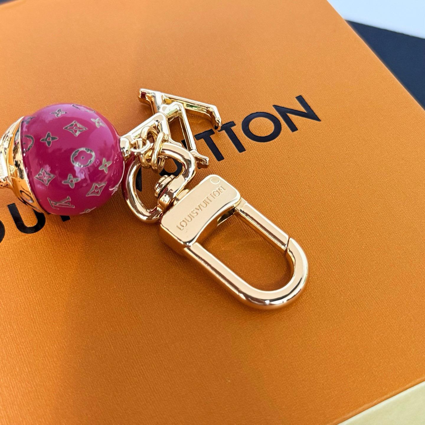 Louis Vuitton LV Sweets Bag Charm M03519 - DesignerGu