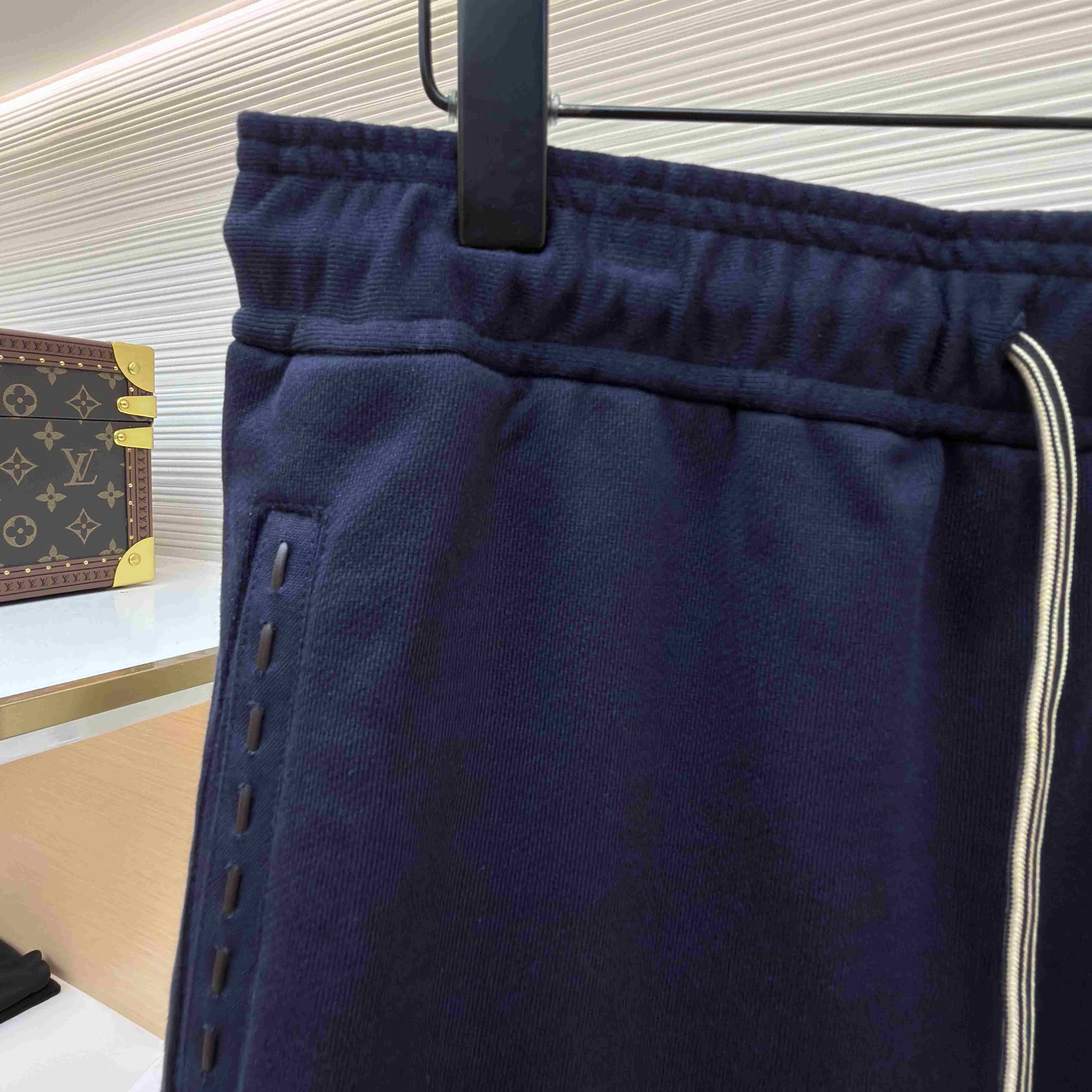 Fendi Navy Blue Cotton Shorts - DesignerGu