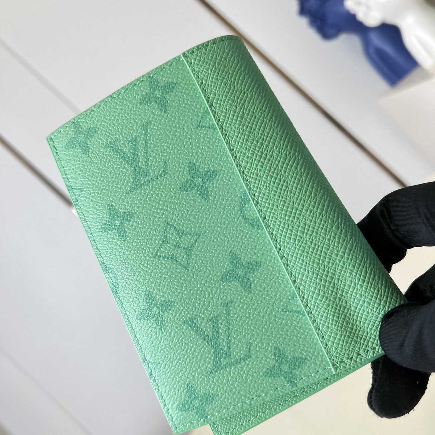 Louis Vuitton Passport Cover M27654 - DesignerGu