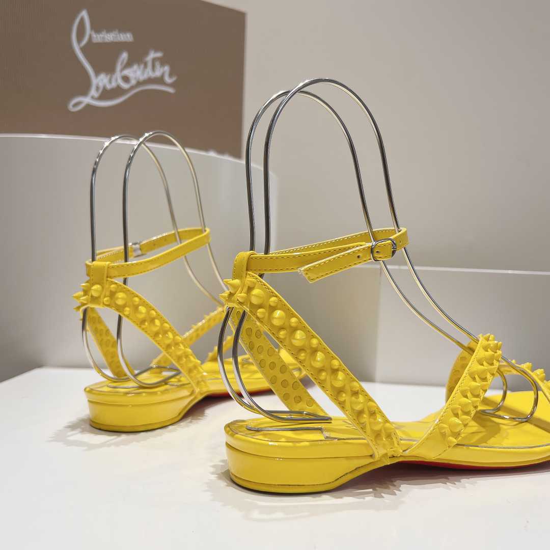 Christian Louboutin Mafaldina Spikes Leather Sandals - DesignerGu