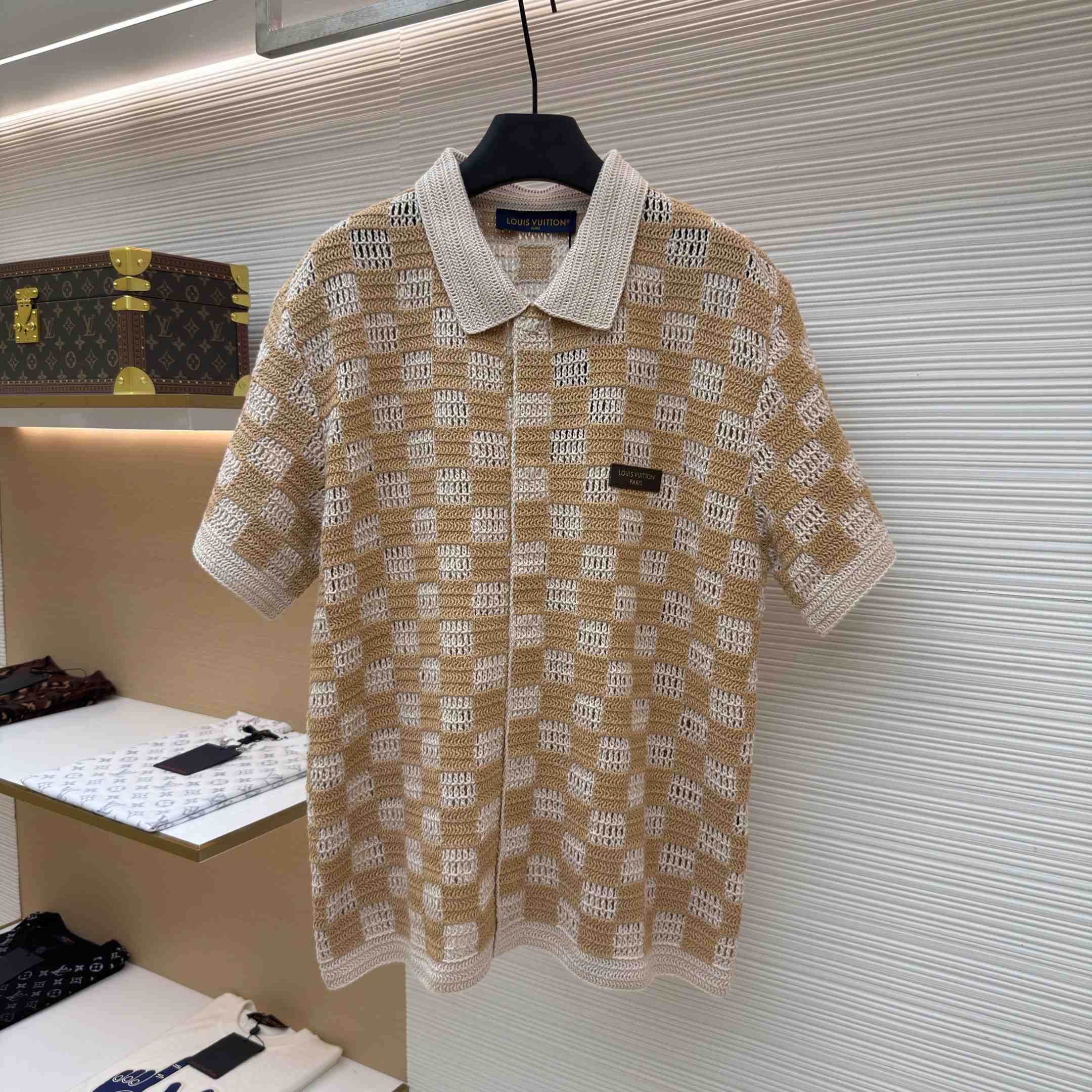 Louis Vuitton Summery Damier Short-Sleeved Shirt 1AKCOC - DesignerGu