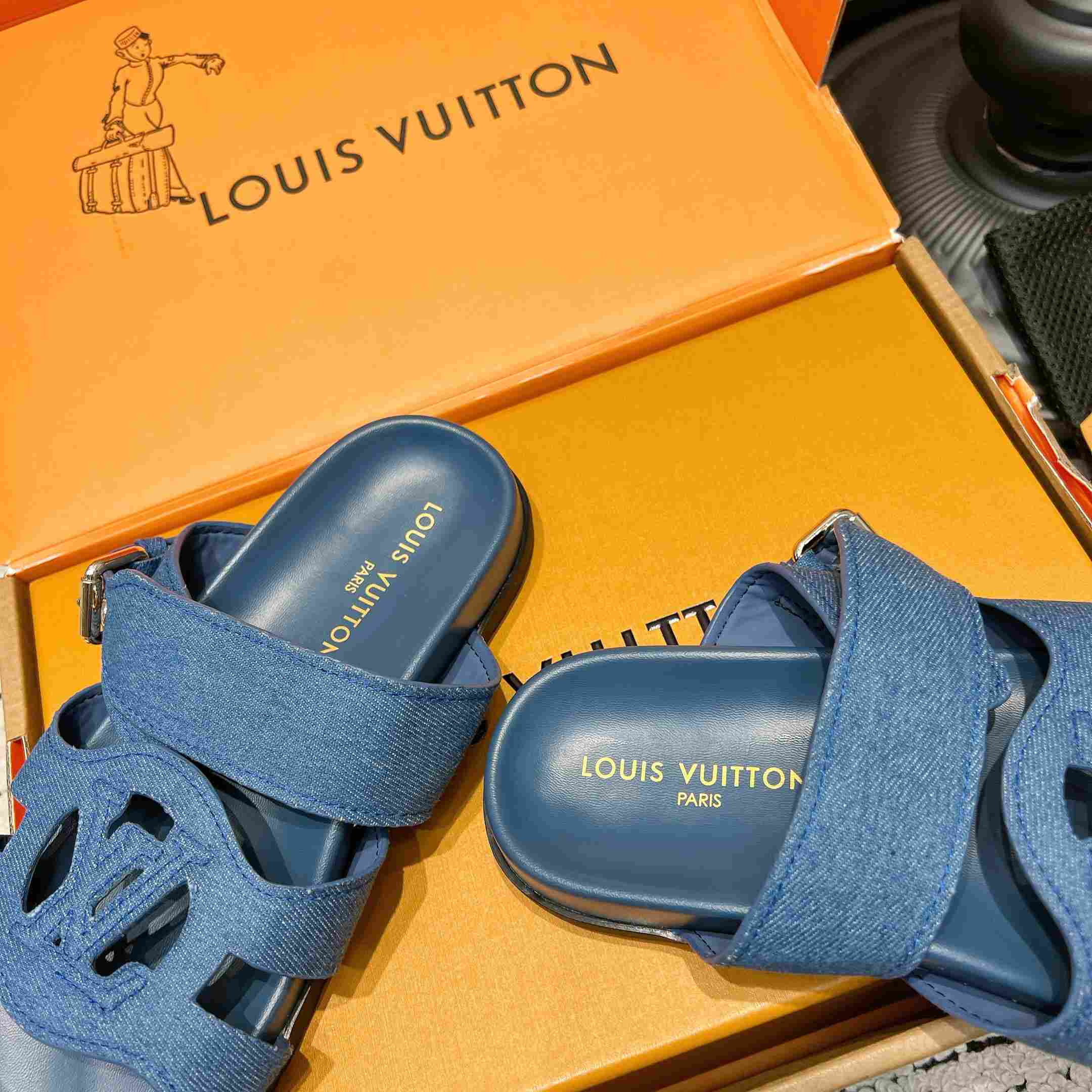 Louis Vuitton LV Isola Comfort Mule  - DesignerGu
