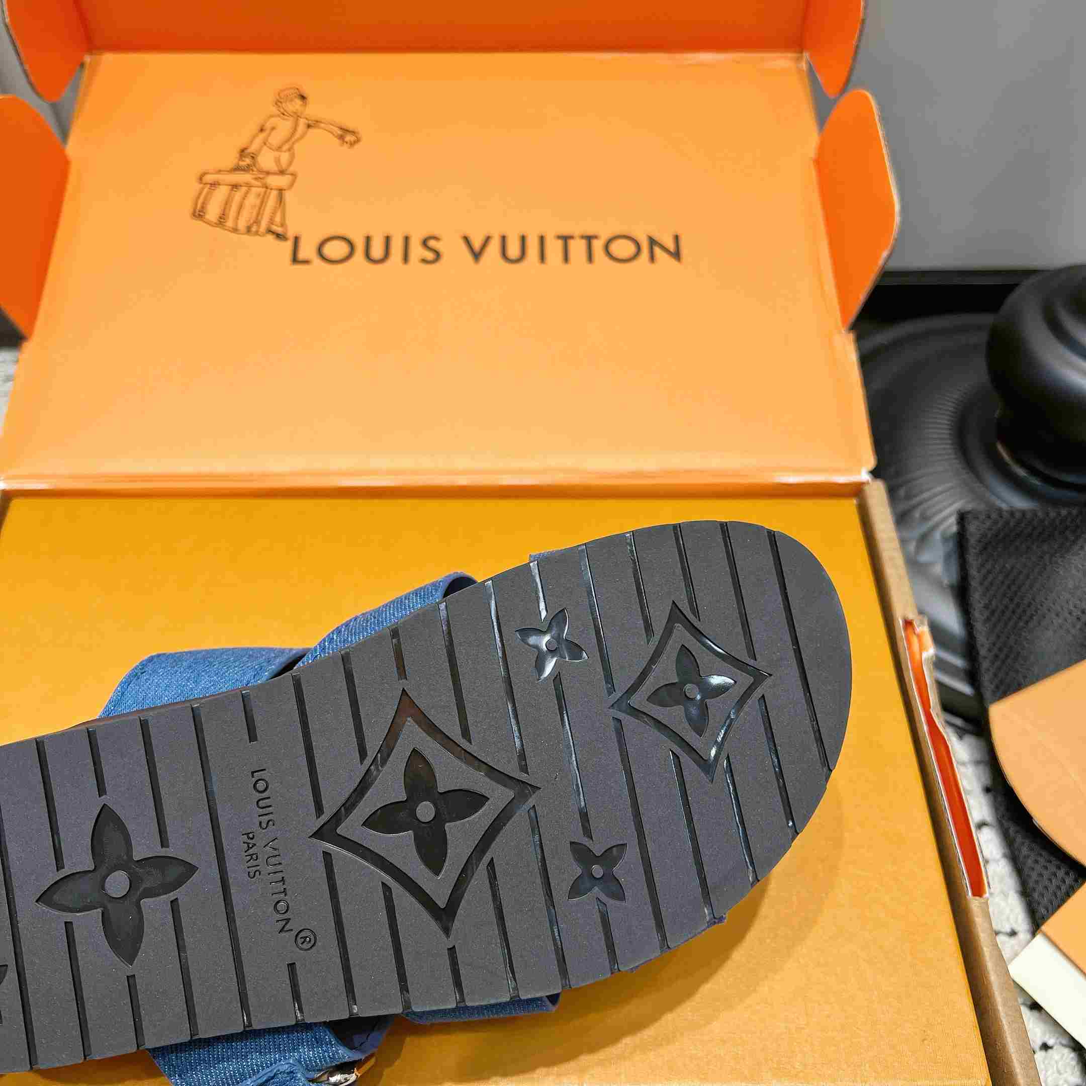 Louis Vuitton LV Isola Comfort Mule  - DesignerGu