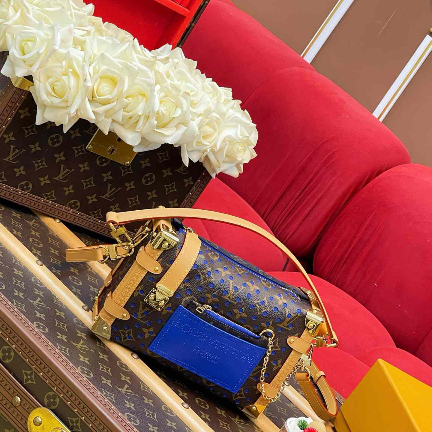 Louis Vuitton Side Trunk MM M28490 - DesignerGu