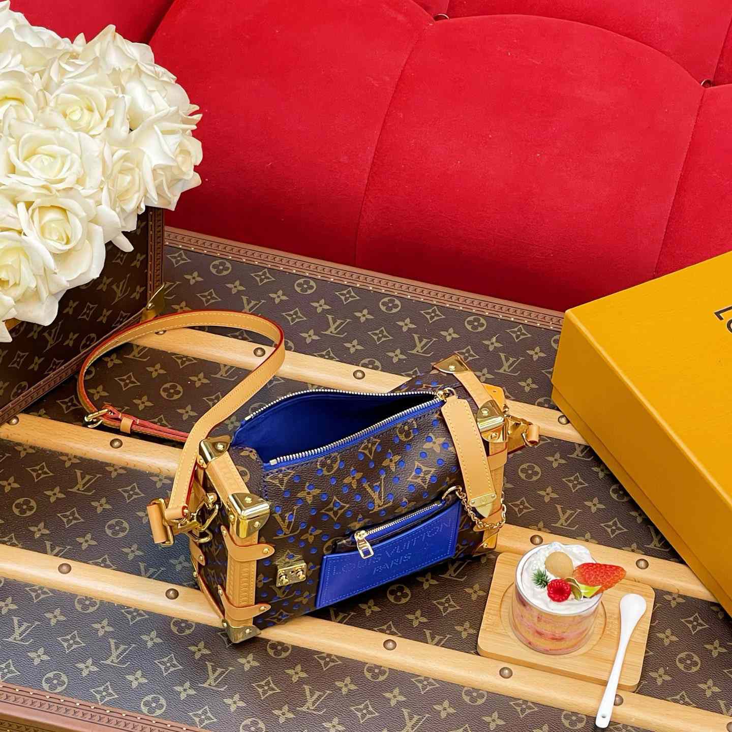 Louis Vuitton Side Trunk MM M28490 - DesignerGu