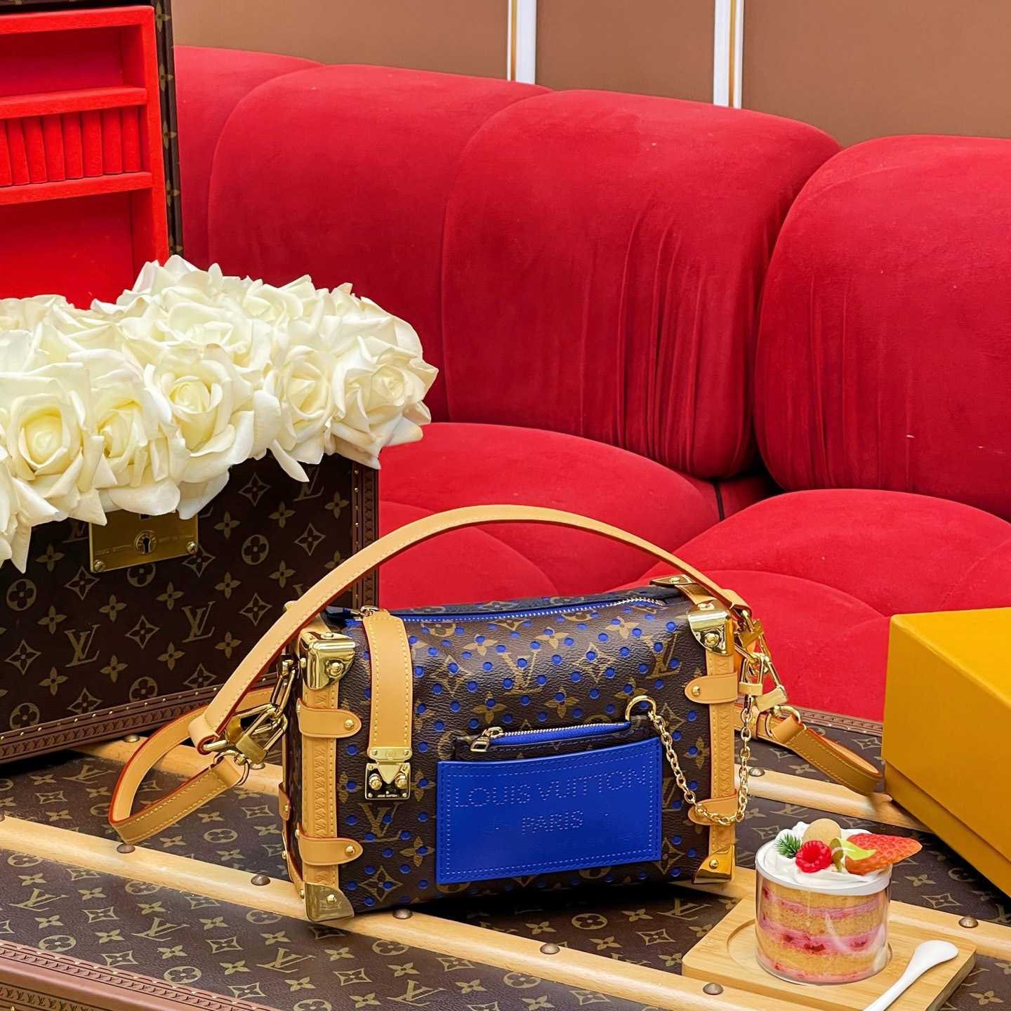 Louis Vuitton Side Trunk MM M28490 - DesignerGu
