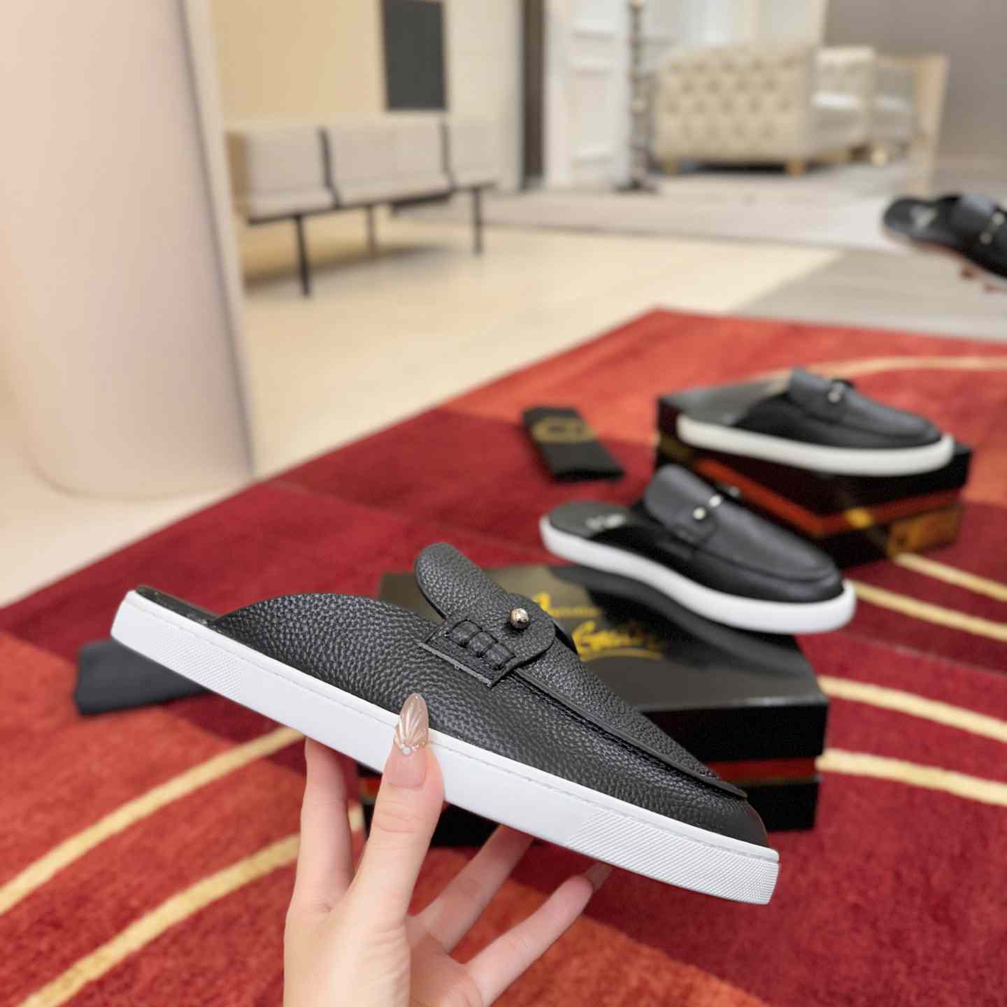 Christian Louboutin Chanme Donna Leather Boat Shoe Mules - DesignerGu