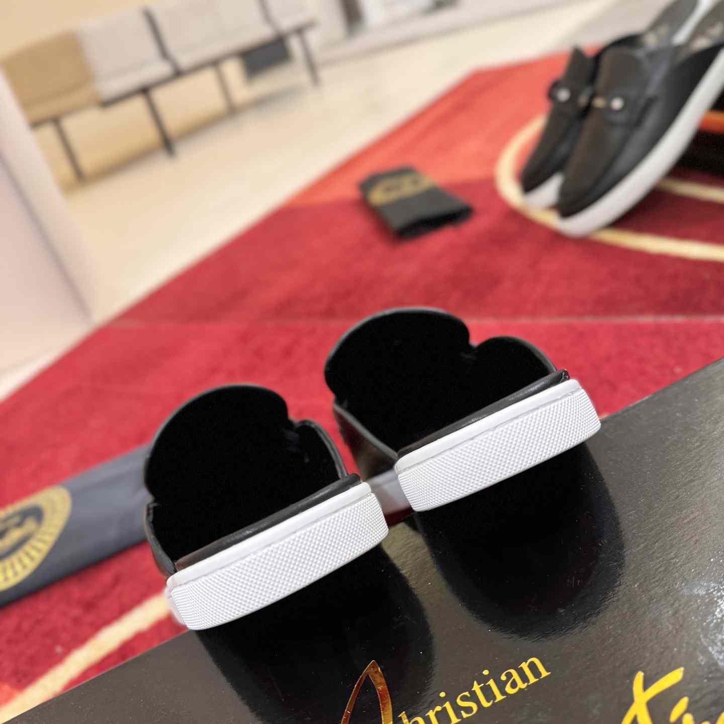 Christian Louboutin Chanme Donna Leather Boat Shoe Mules - DesignerGu