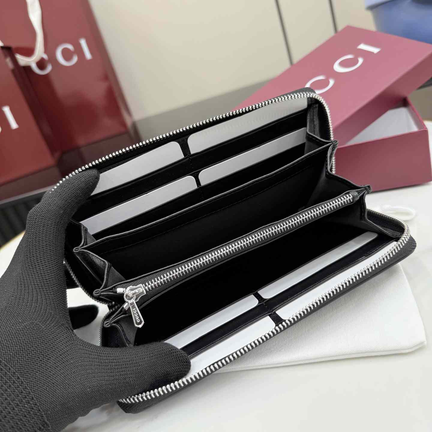 Gucci Lira Zip Around Wallet 867318 - DesignerGu