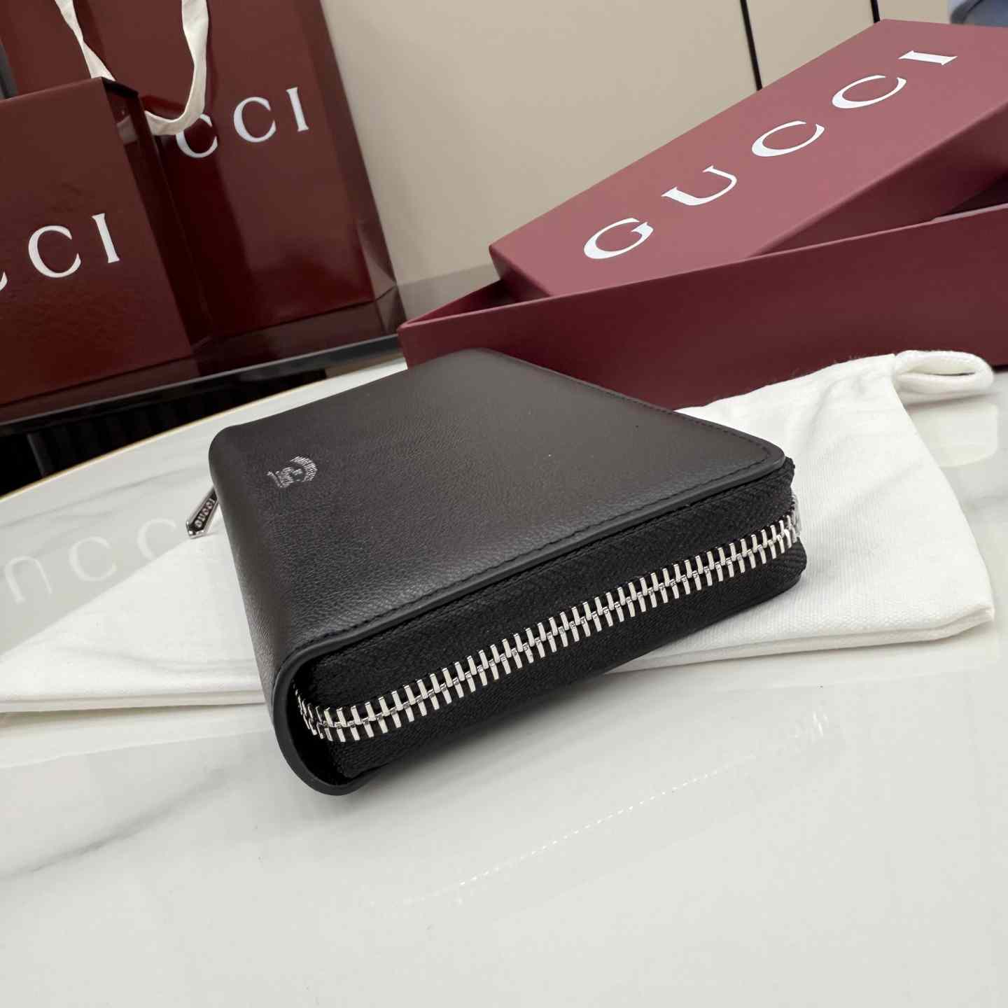 Gucci Lira Zip Around Wallet 867318 - DesignerGu