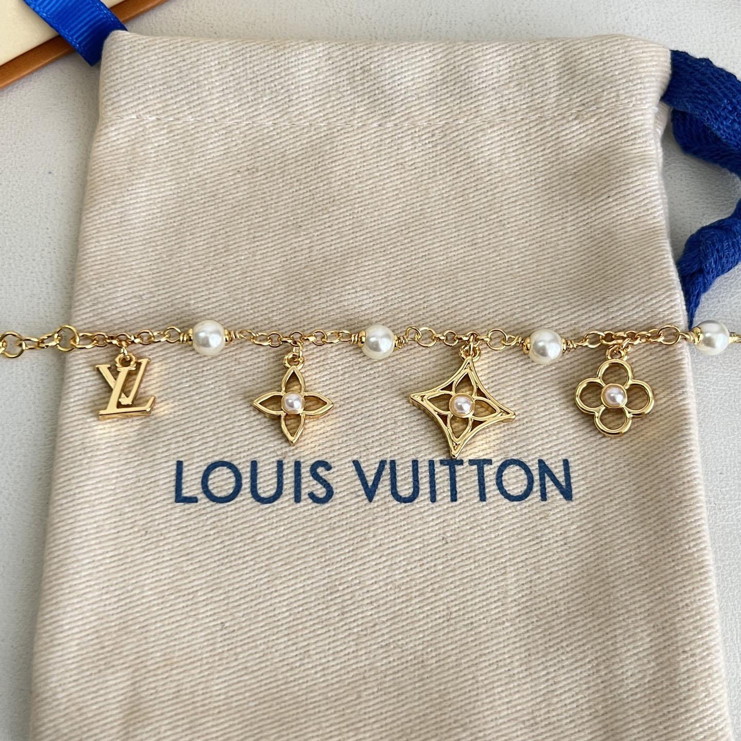 Louis Vuitton LV Pearly Flower Bracelet - DesignerGu