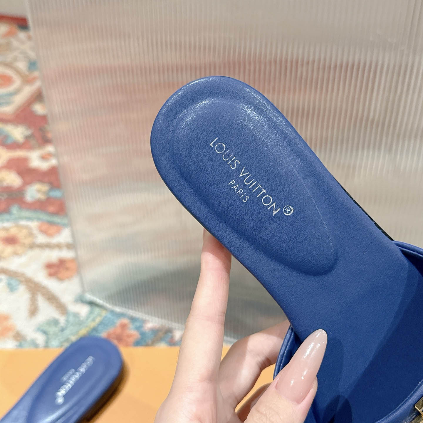 Louis Vuitton LV Mare Flat Mule - DesignerGu