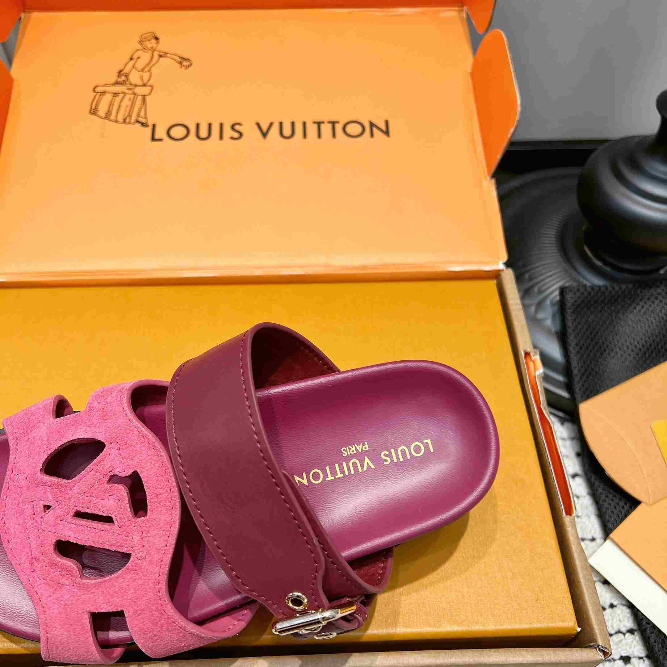 Louis Vuitton LV Isola Comfort Mule  - DesignerGu