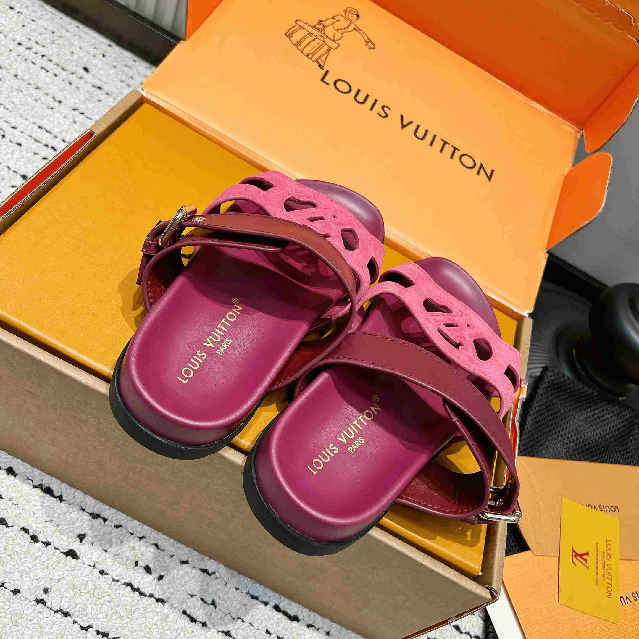 Louis Vuitton LV Isola Comfort Mule  - DesignerGu