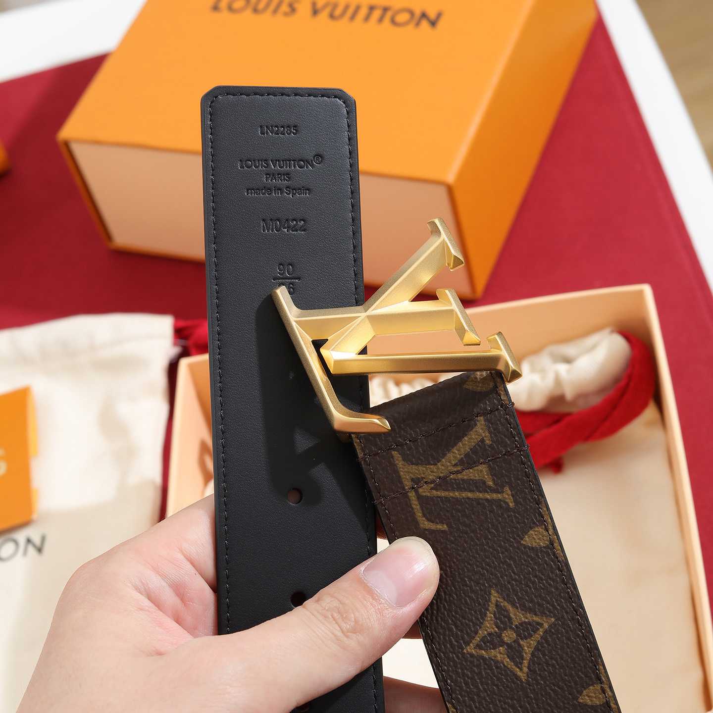 Louis Vuitton LV Pyramide 40mm Belt - DesignerGu