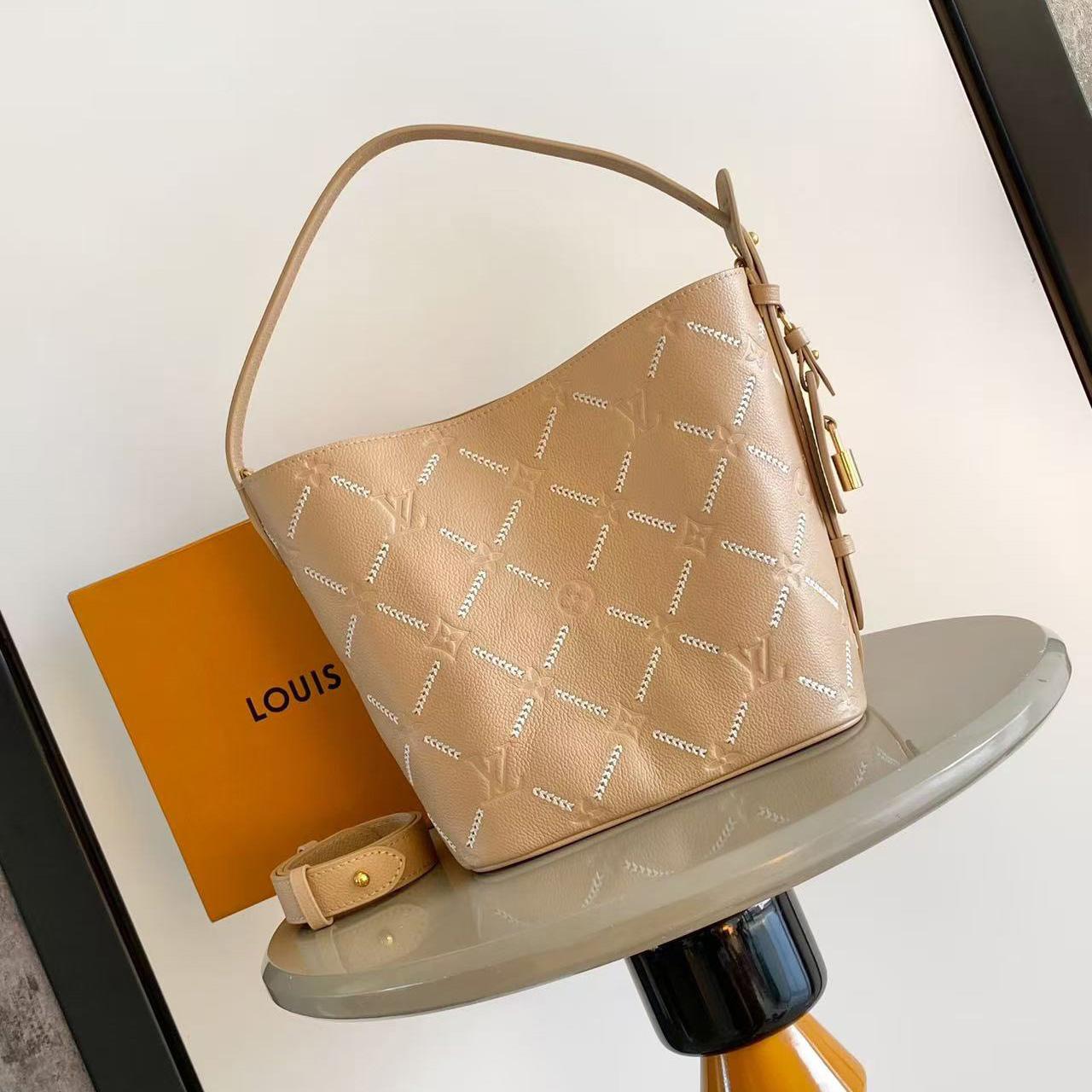 Louis Vuitton All In MM M28524 - DesignerGu