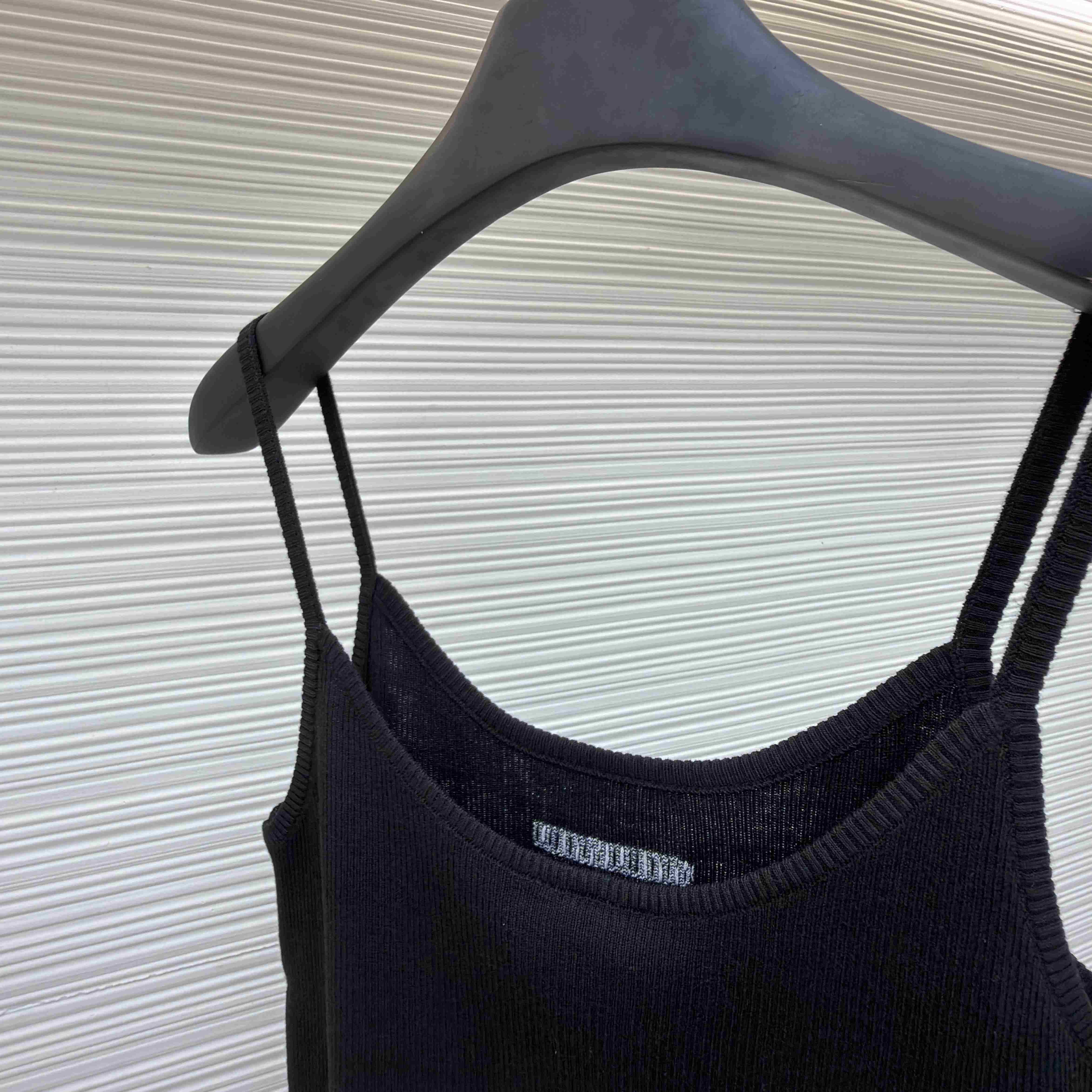 Miu Miu Seamless Top - DesignerGu
