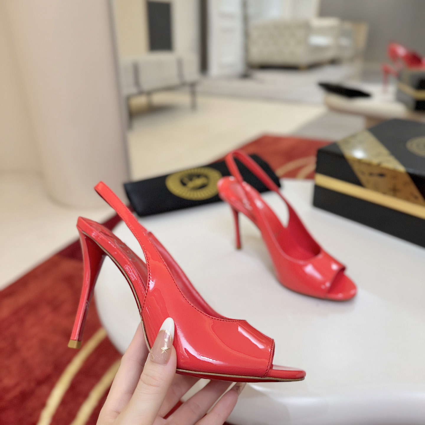 Christian Louboutin Sofia Z - DesignerGu