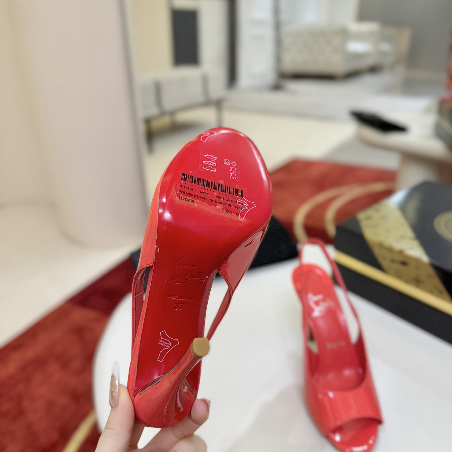 Christian Louboutin Sofia Z - DesignerGu