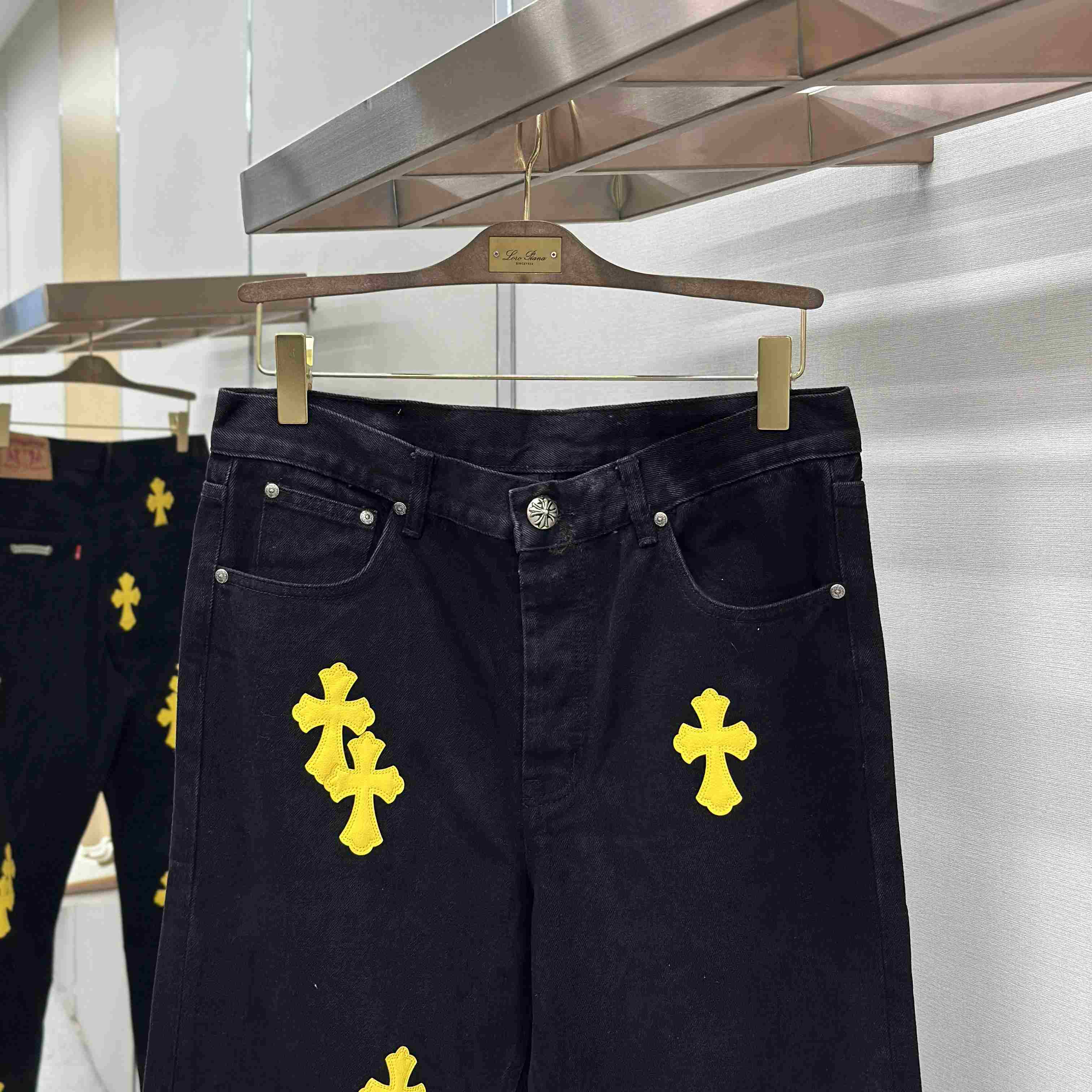 Chrome Hearts Jeans - DesignerGu