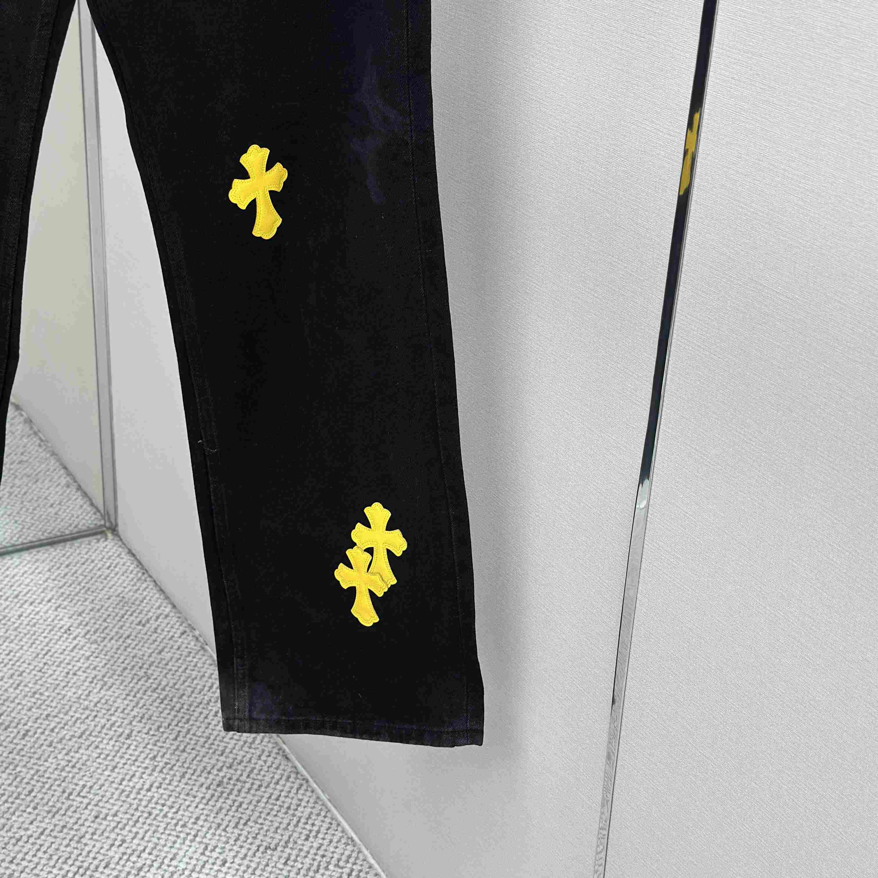 Chrome Hearts Jeans - DesignerGu