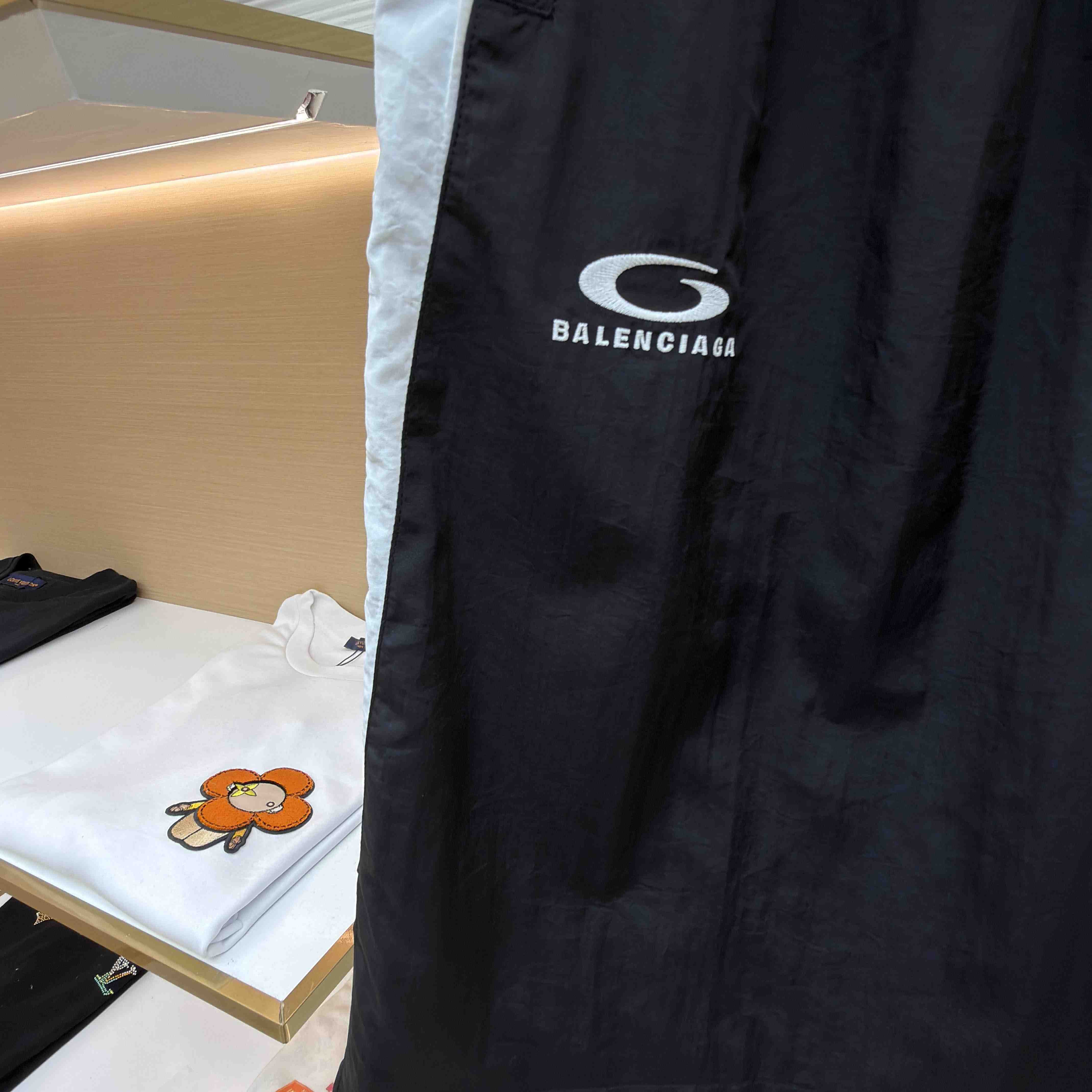 Balenciaga | Nba Collaboration Shorts - DesignerGu