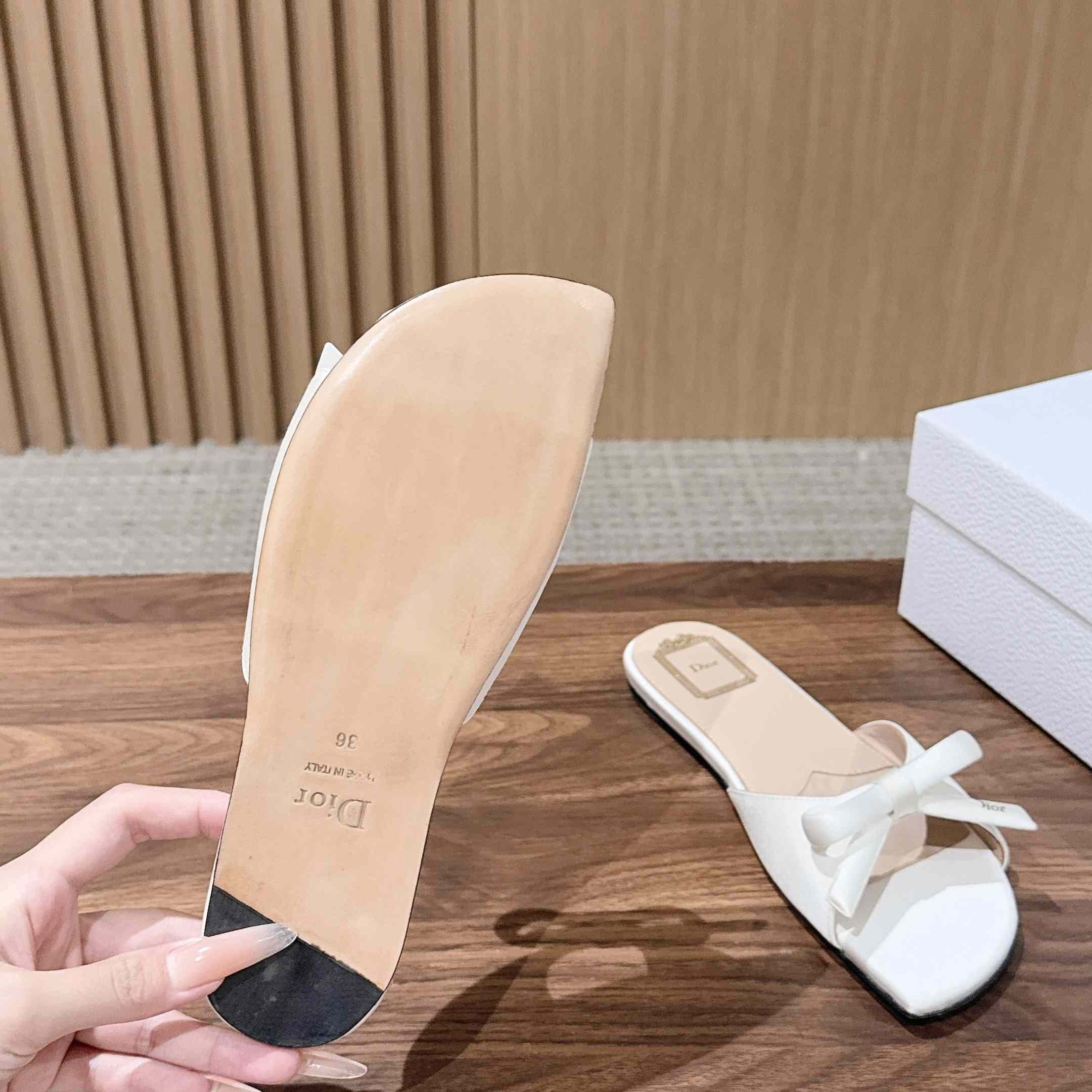 Dior Bow Slide - DesignerGu