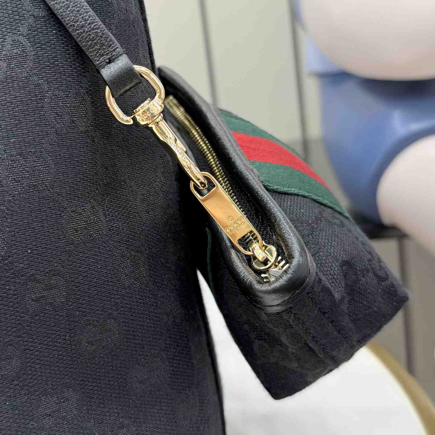 Gucci Large Shoulder Bag With Web A008NS - DesignerGu