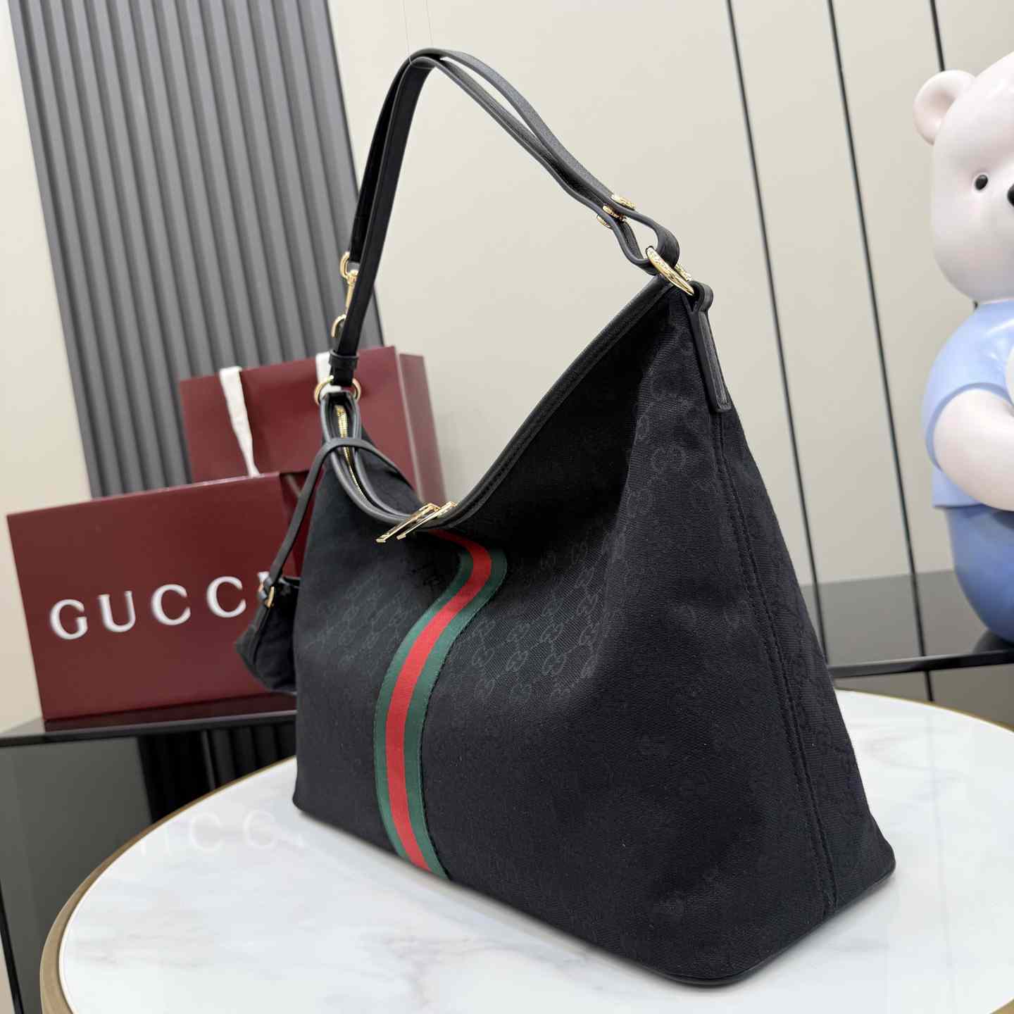 Gucci Large Shoulder Bag With Web A008NS - DesignerGu