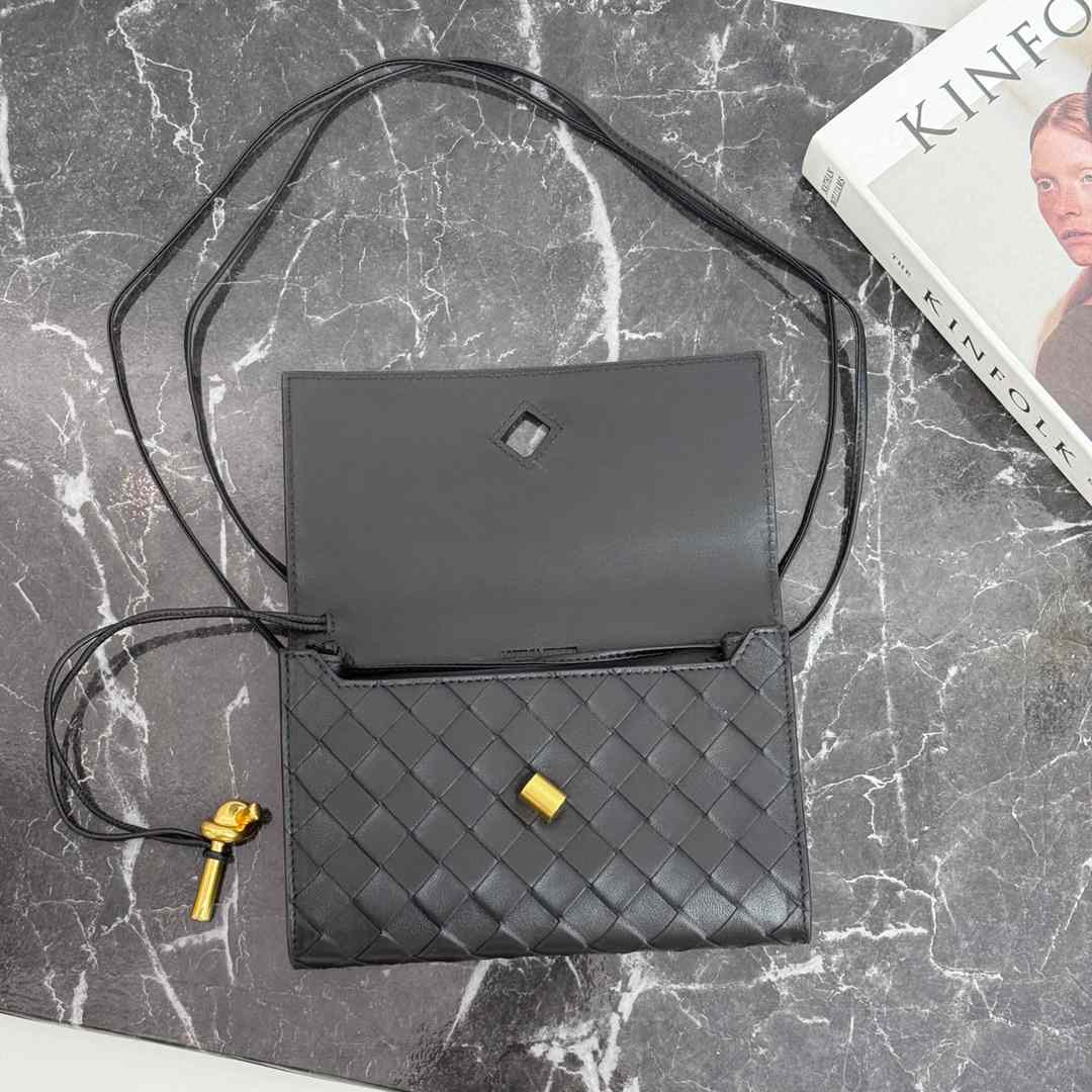 Bottega Veneta Andiamo Pouch On Strap - DesignerGu
