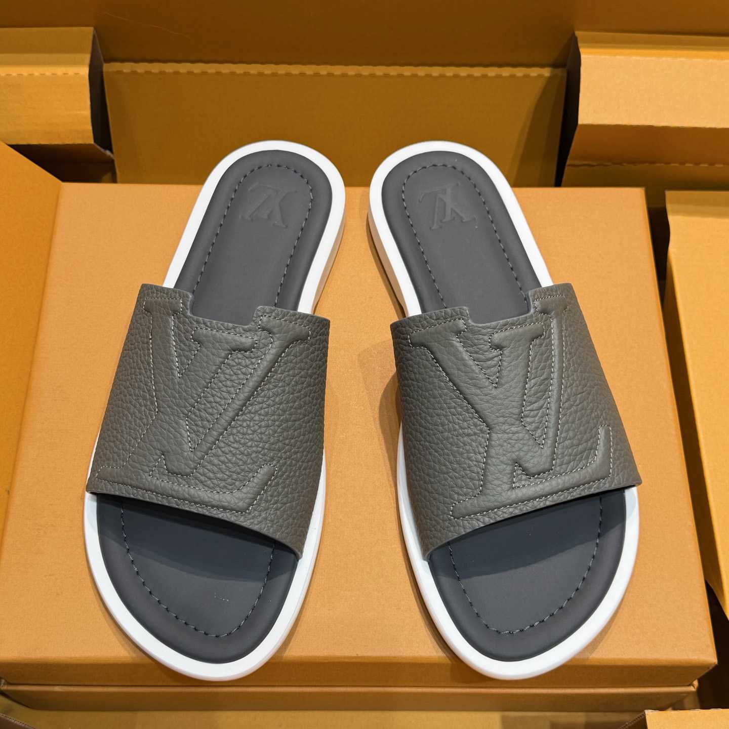 Louis Vuitton LV Portofino Mule  - DesignerGu