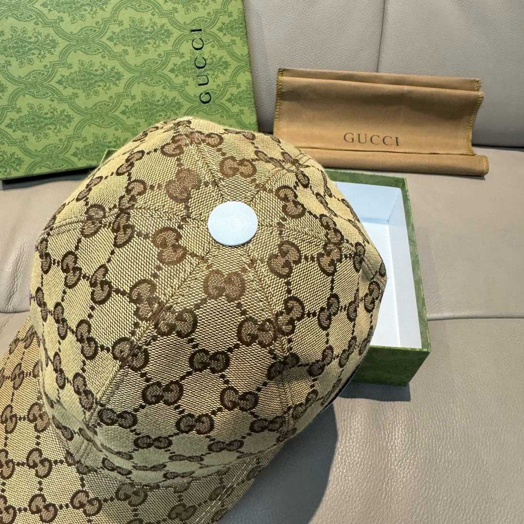 Gucci GG Cotton Canvas Baseball Hat - DesignerGu
