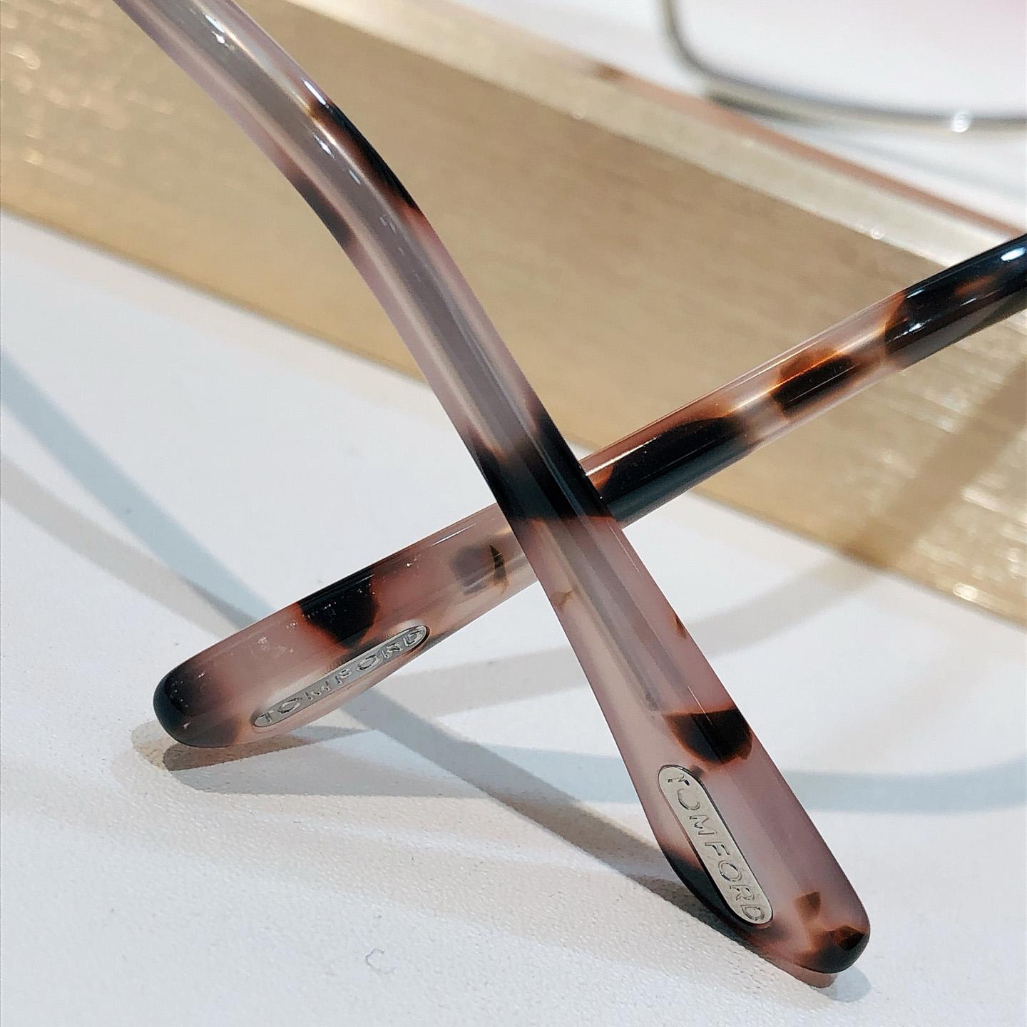 Tom Ford TF867 Sunglasses - DesignerGu