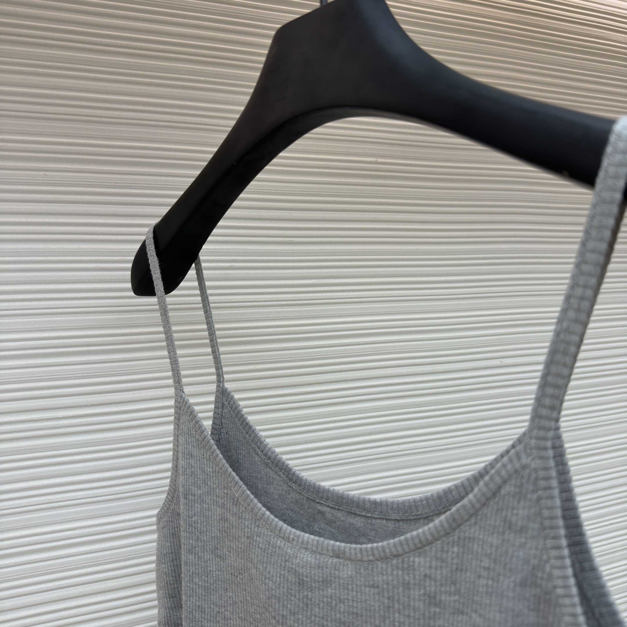 Miu Miu Seamless Top - DesignerGu