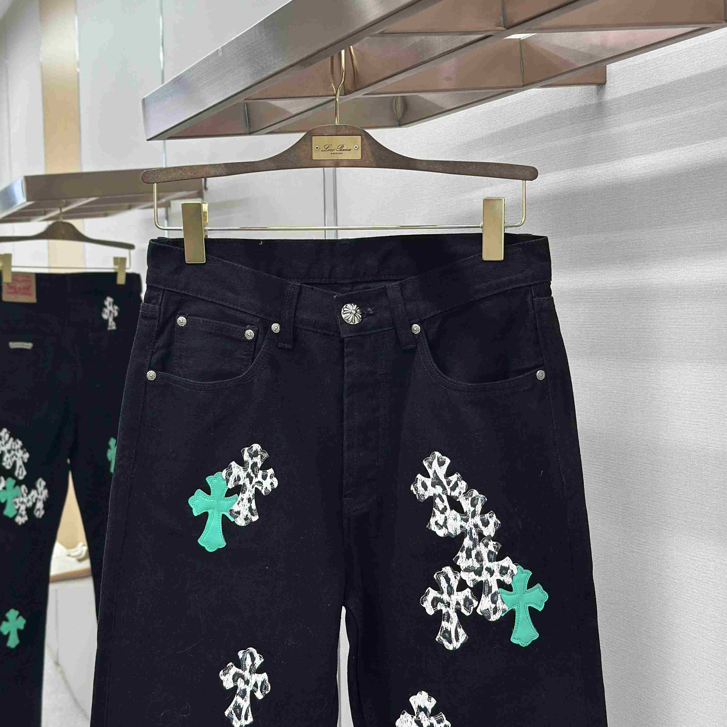 Chrome Hearts Jeans - DesignerGu