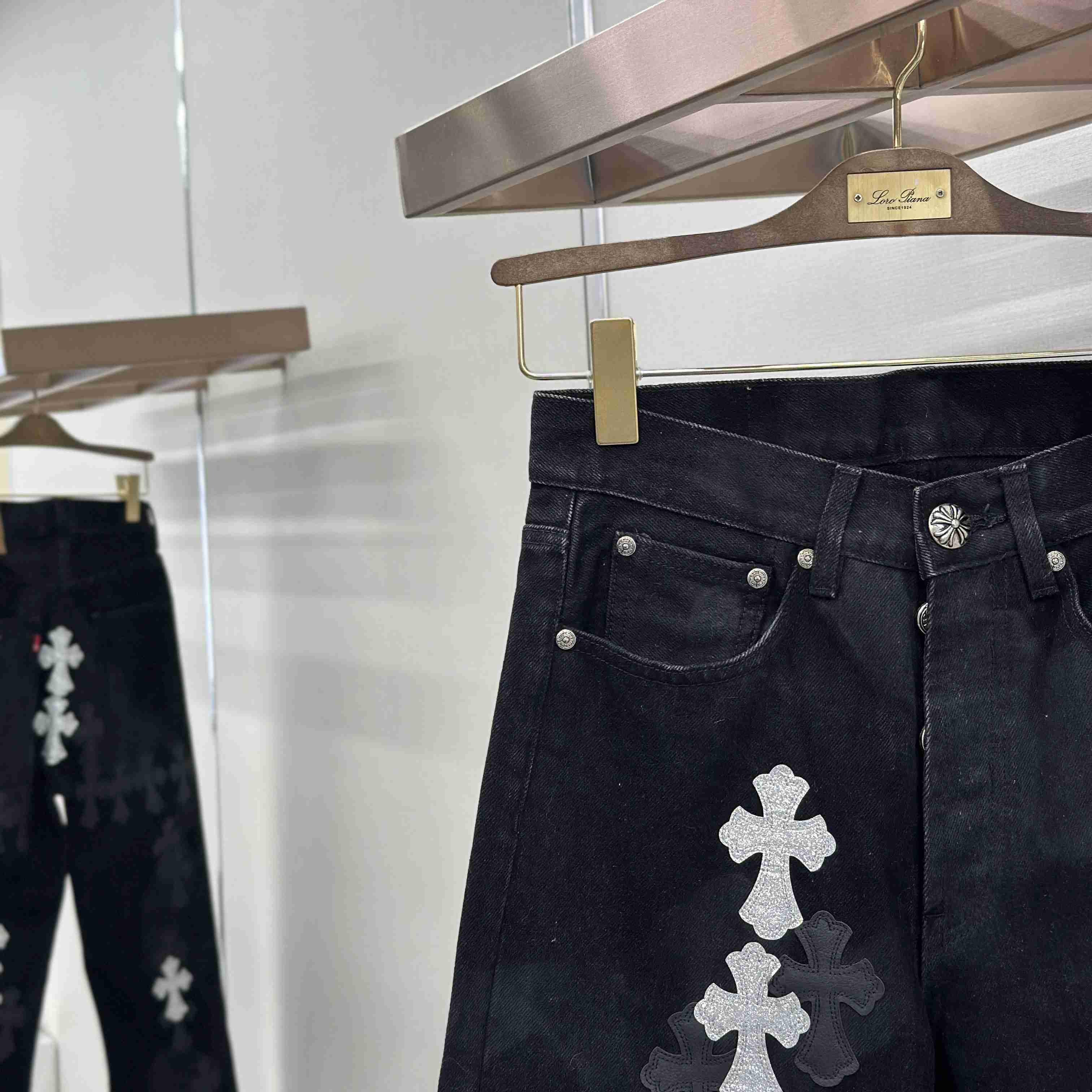 Chrome Hearts Jeans - DesignerGu