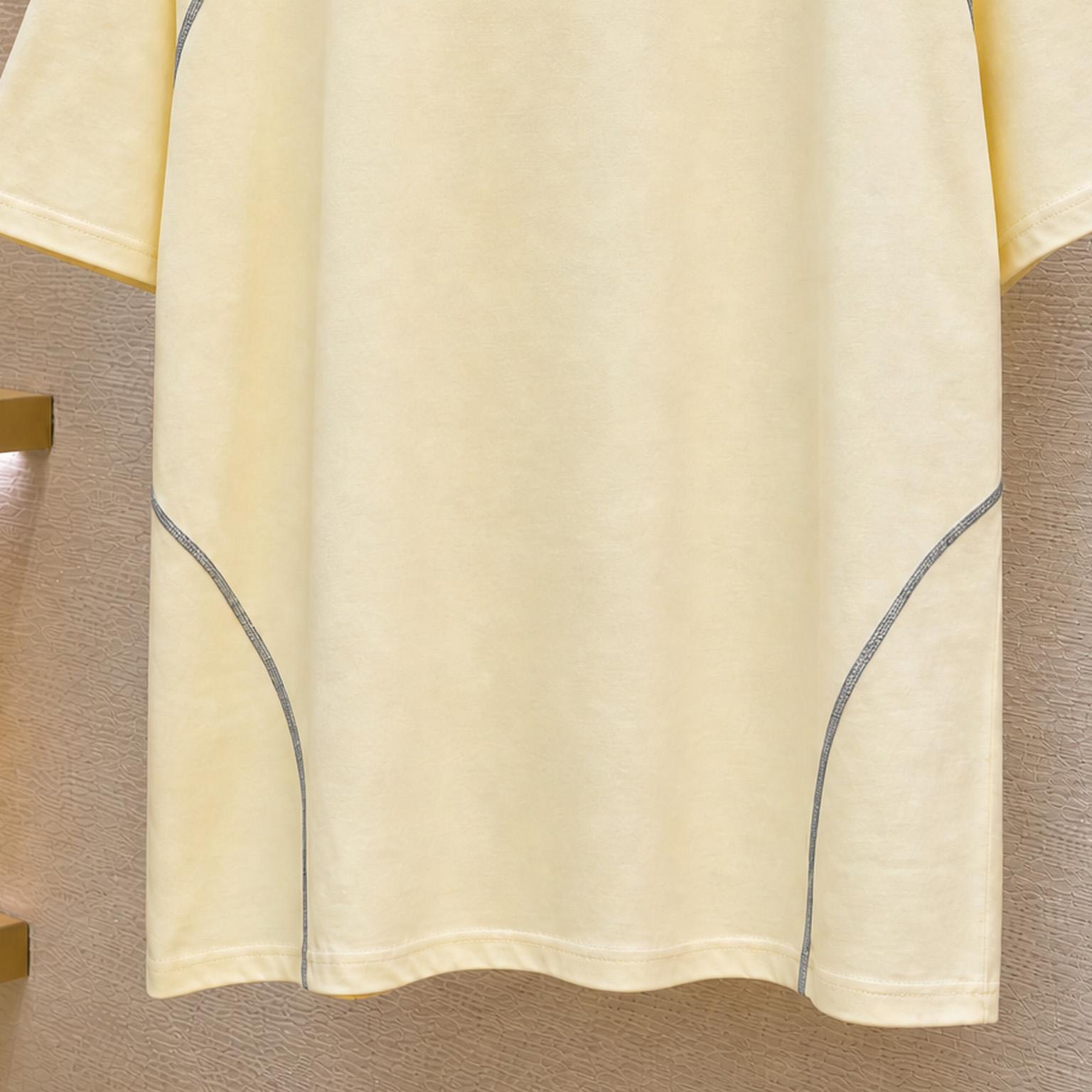 Louis Vuitton T-Shirt With Reflective Details 1AKOR7 - DesignerGu