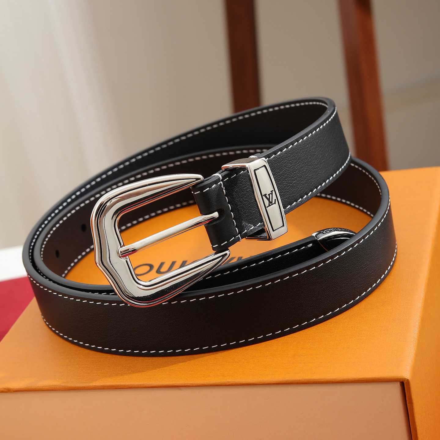 Louis Vuitton LV Dust 25mm Belt - DesignerGu