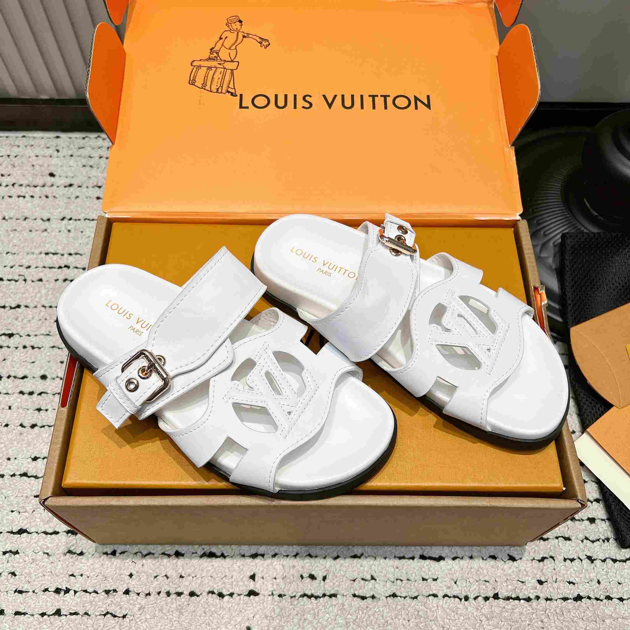Louis Vuitton LV Isola Comfort Mule  - DesignerGu