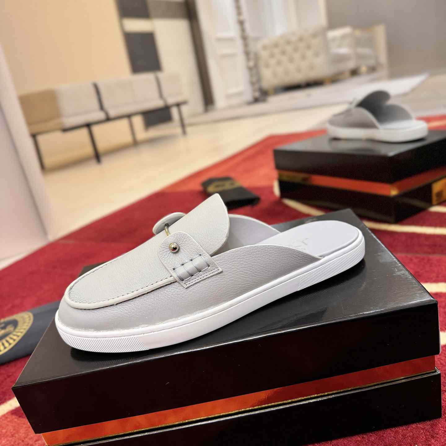 Christian Louboutin Chanme Donna Leather Boat Shoe Mules - DesignerGu