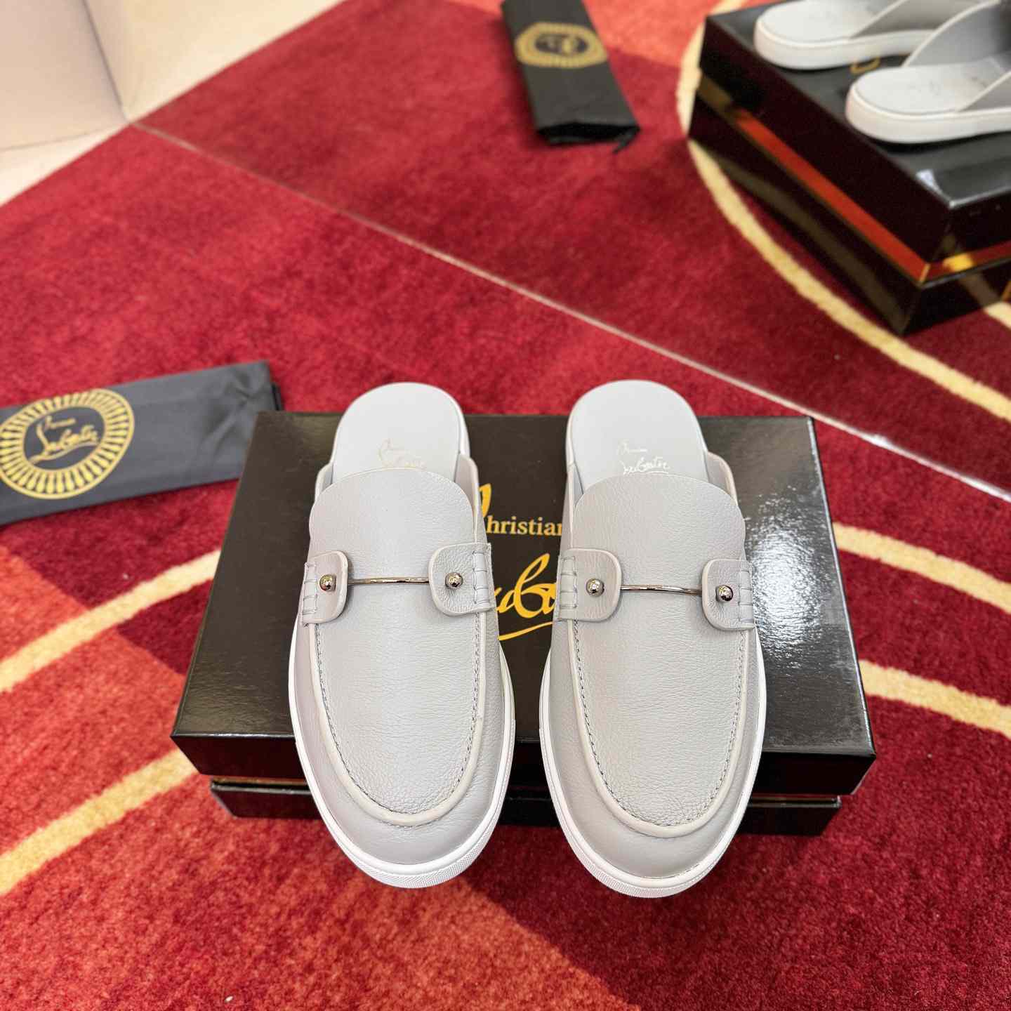 Christian Louboutin Chanme Donna Leather Boat Shoe Mules - DesignerGu