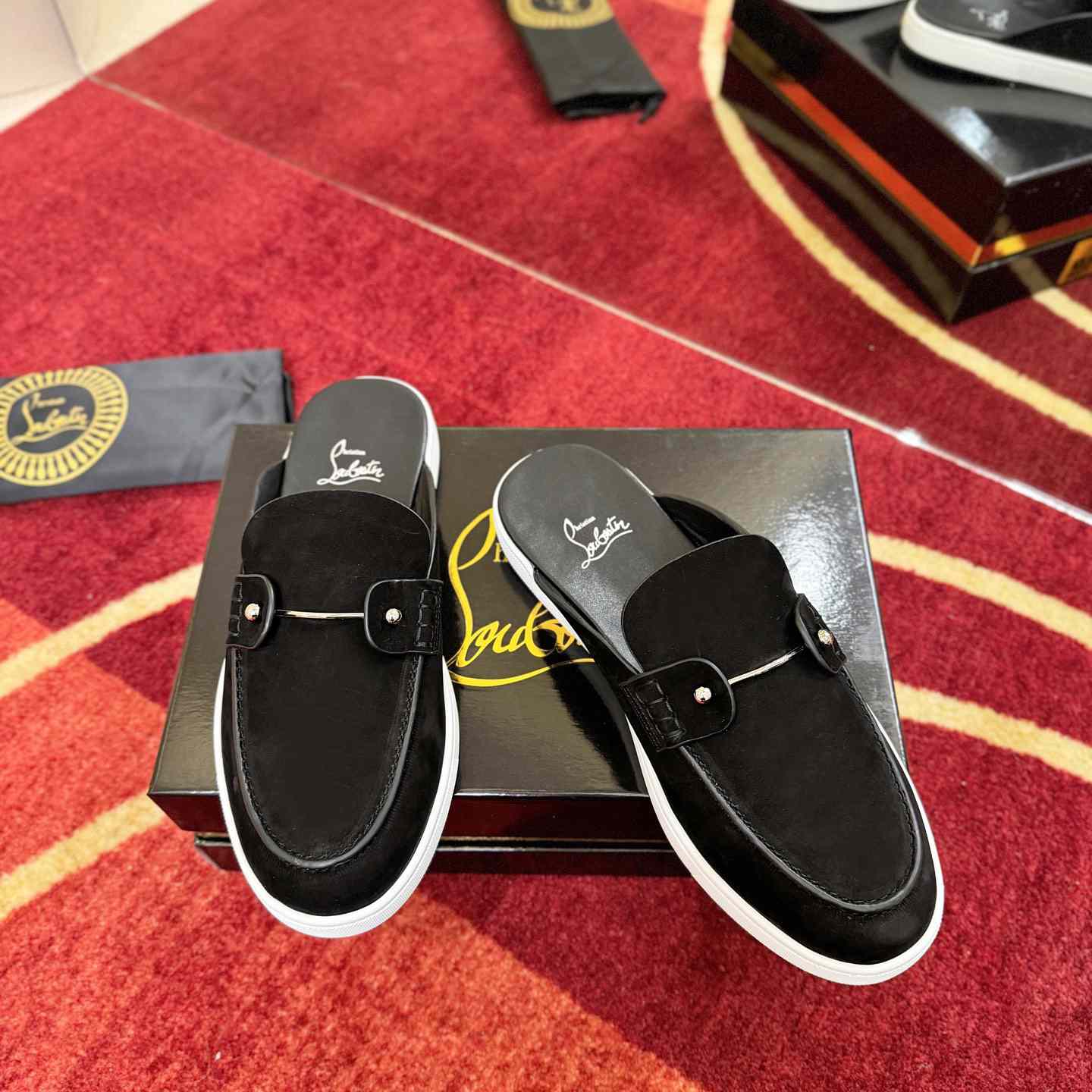 Christian Louboutin Chanme Donna Leather Boat Shoe Mules - DesignerGu