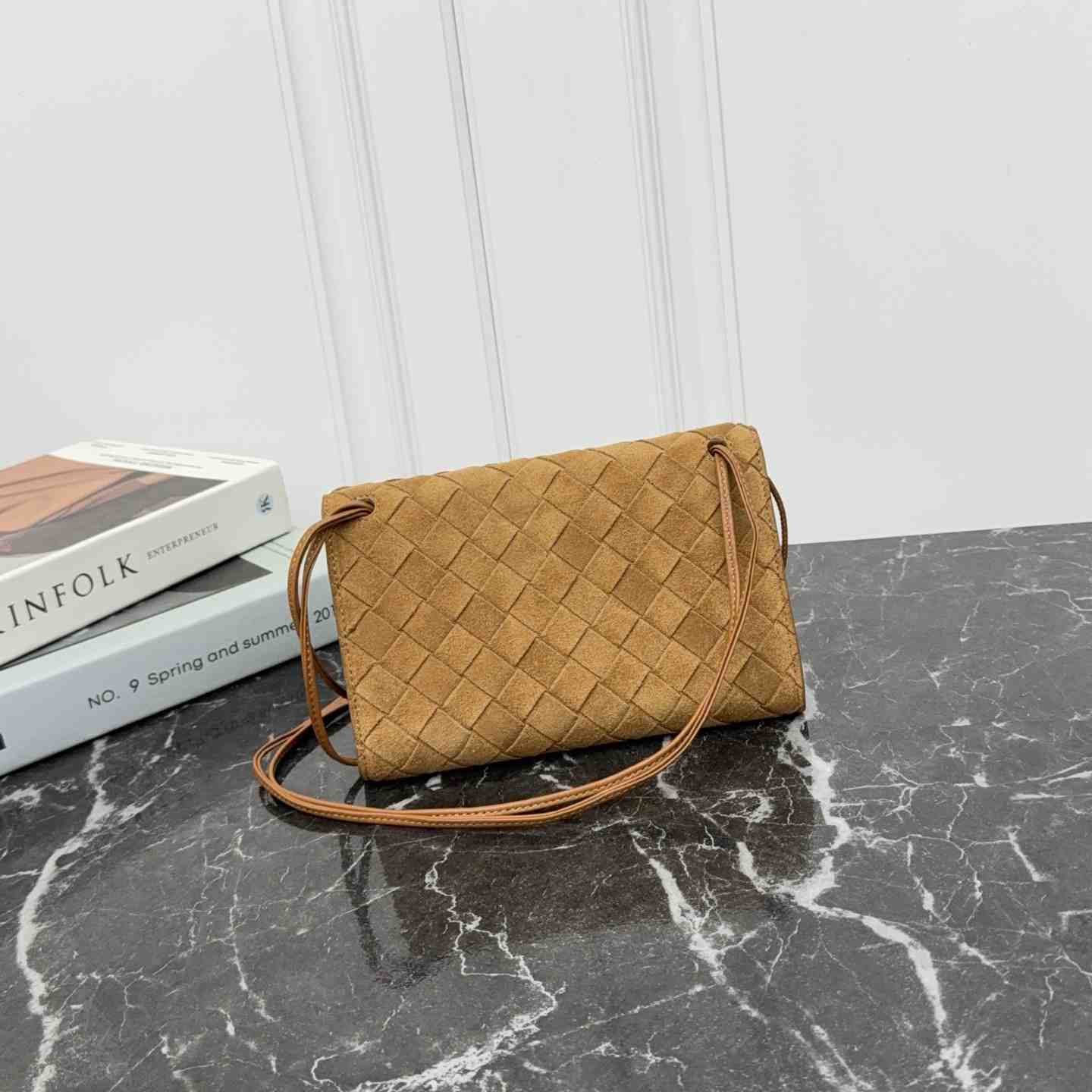 Bottega Veneta Andiamo Pouch On Strap - DesignerGu